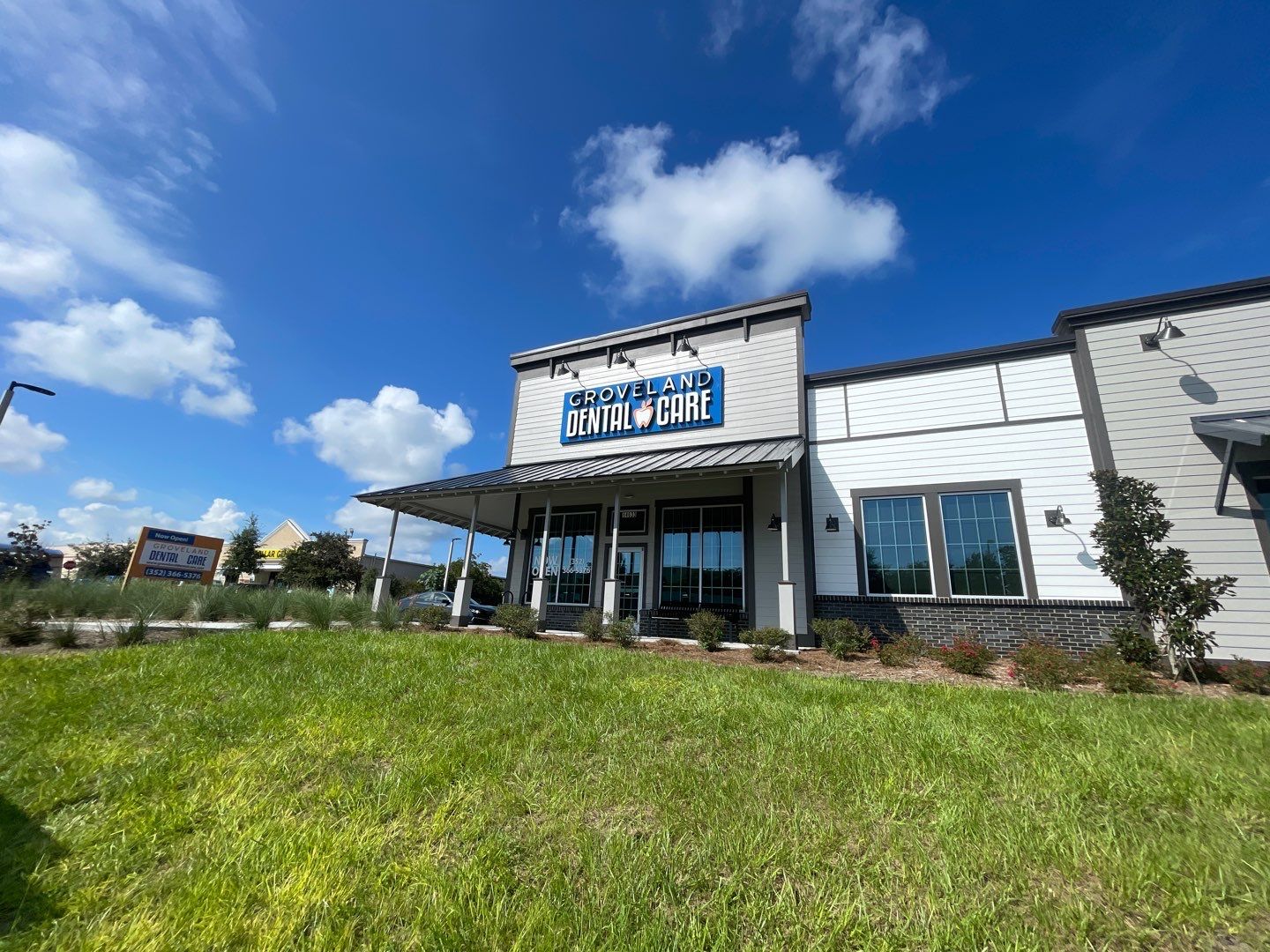 Receive and Install Groveland Dental Care for Identiti by SignCrafters