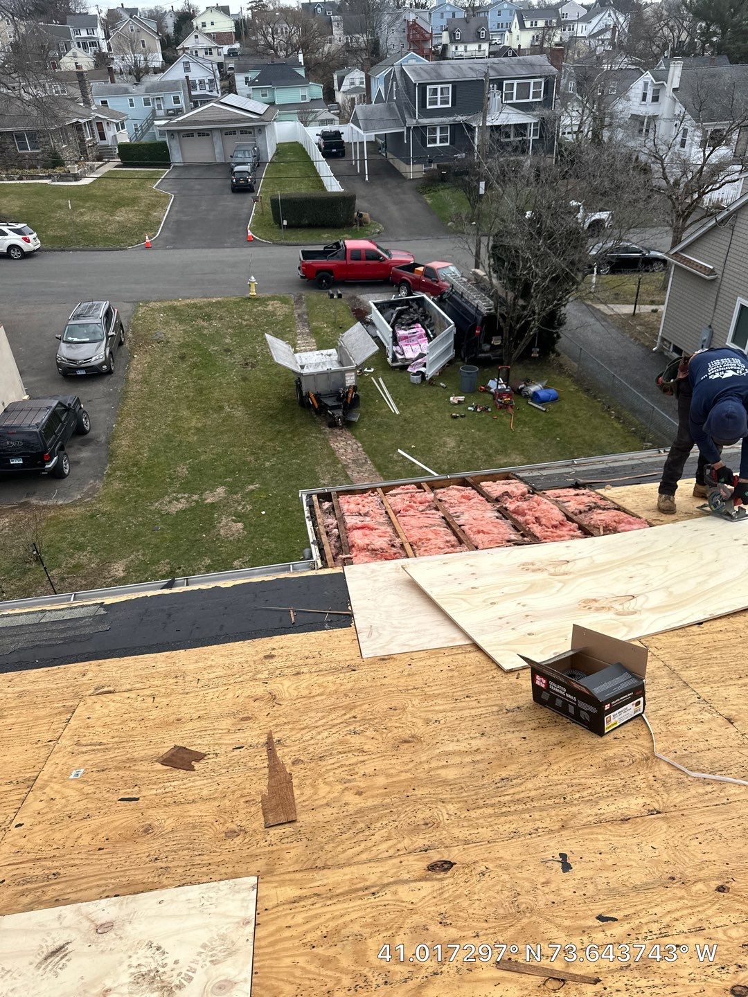 Siding Installation using Certainteed Cedar Impressions Straight Edge Perfection Shingles - D7 - Sterling Gray by A Plus Exterior