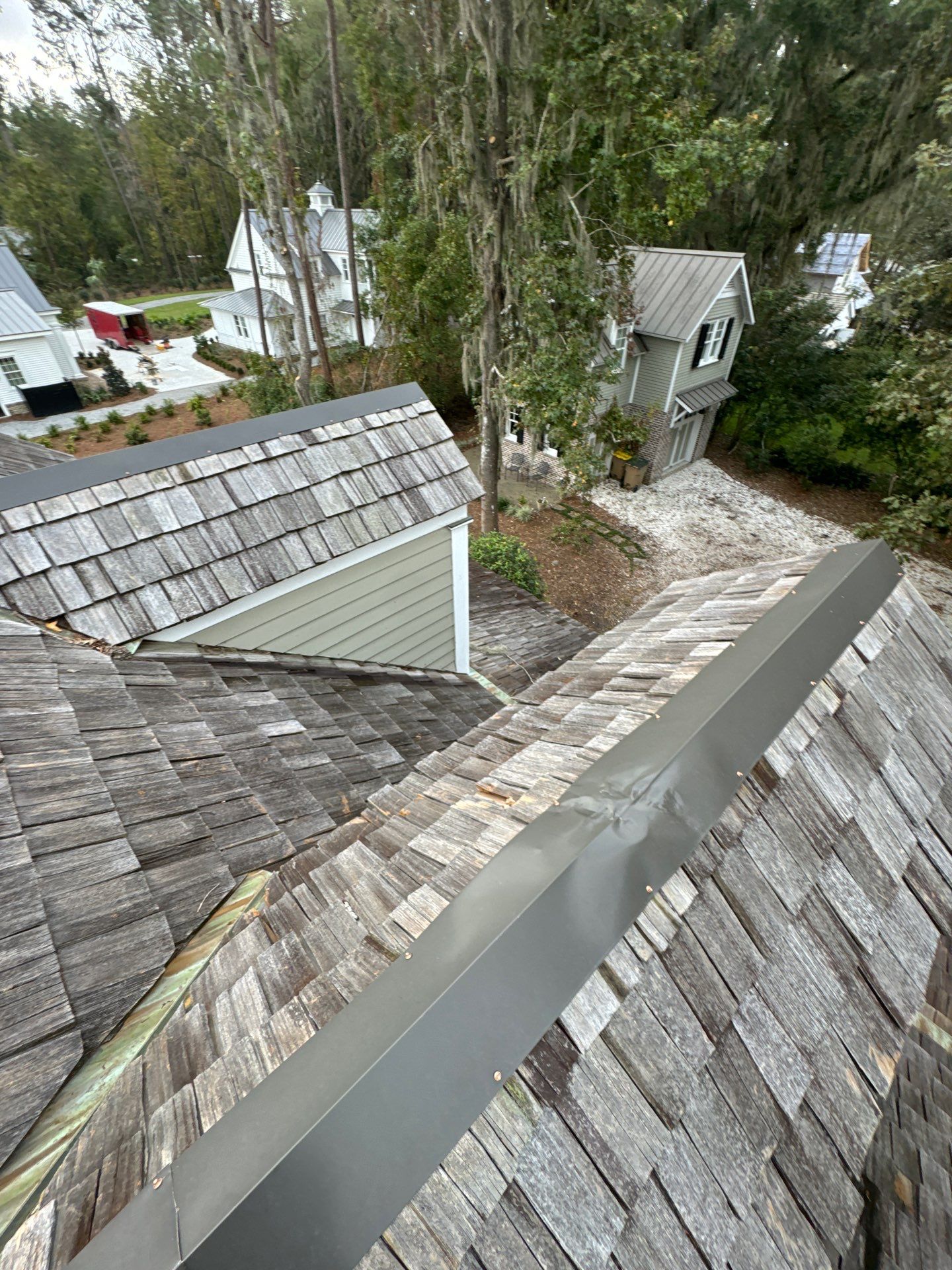 A Ford Plantation Classic by A Good Roofer Near Me 
