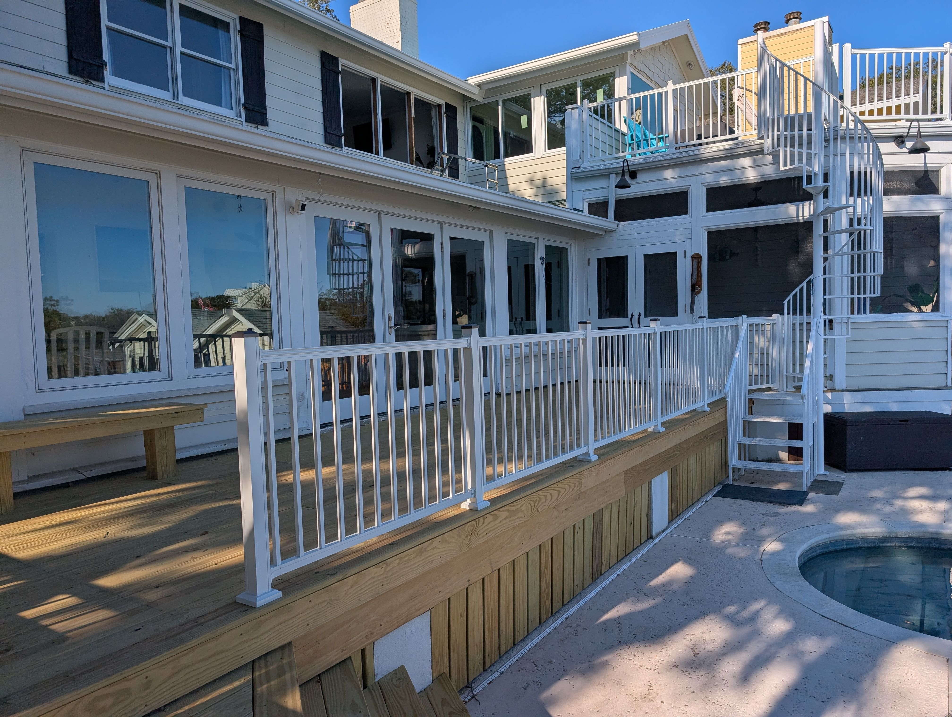 JDH Decks and Fences, Inc. featured photo.