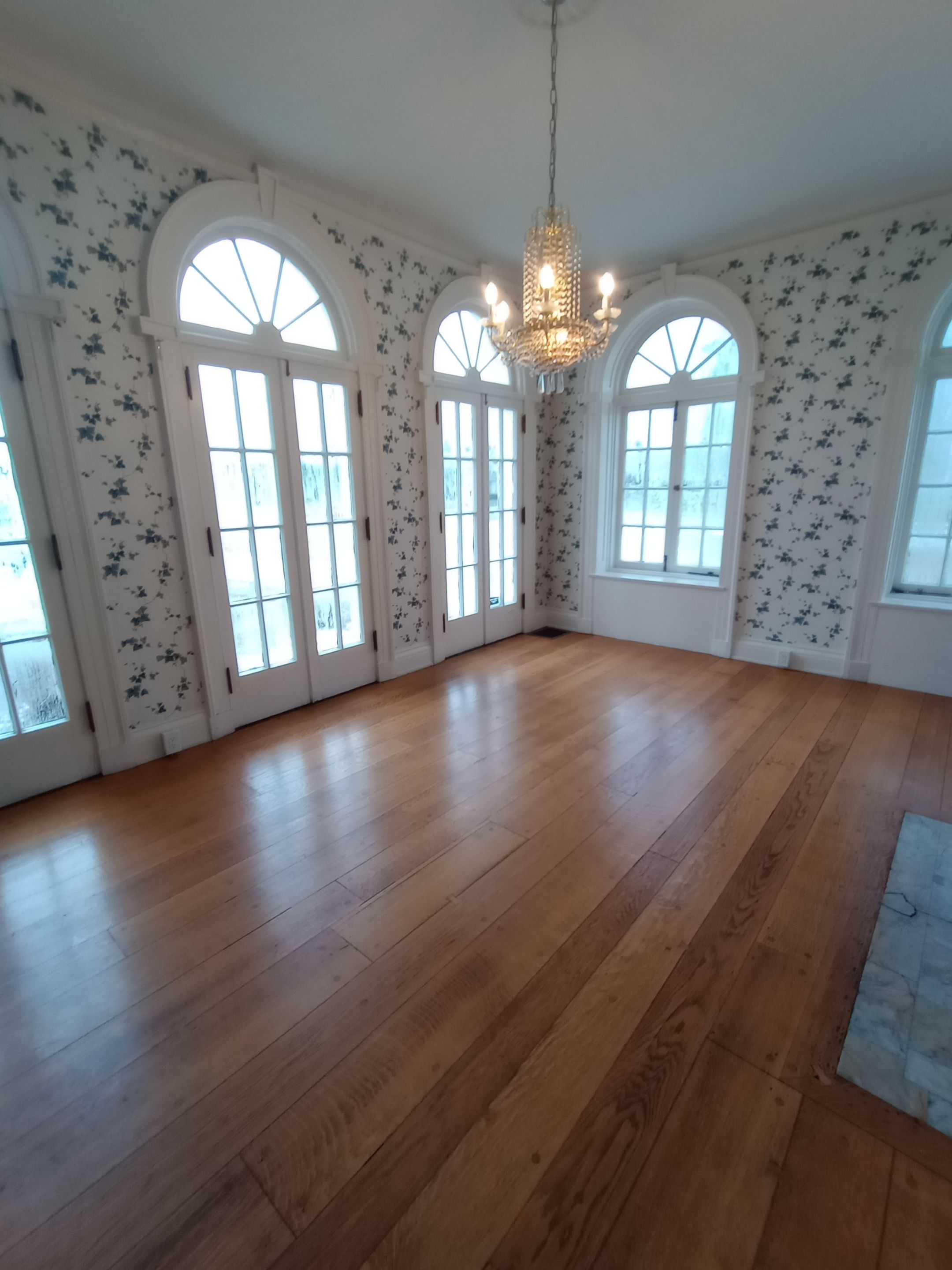 Emergency Water Damage in Commercial Building by ANR Restoration