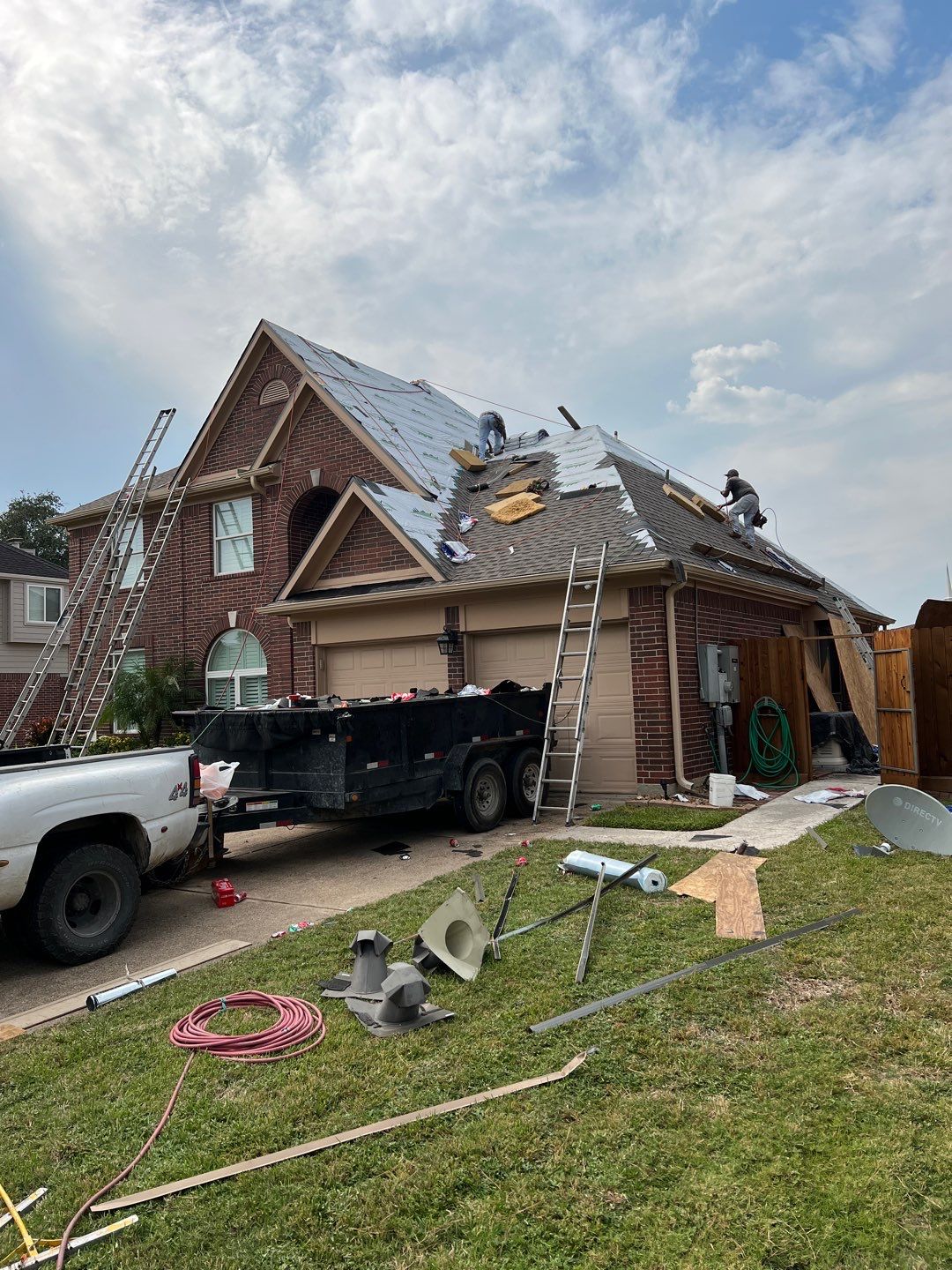 GAF HDZ - Weathered Wood by Elite Roofing LLC