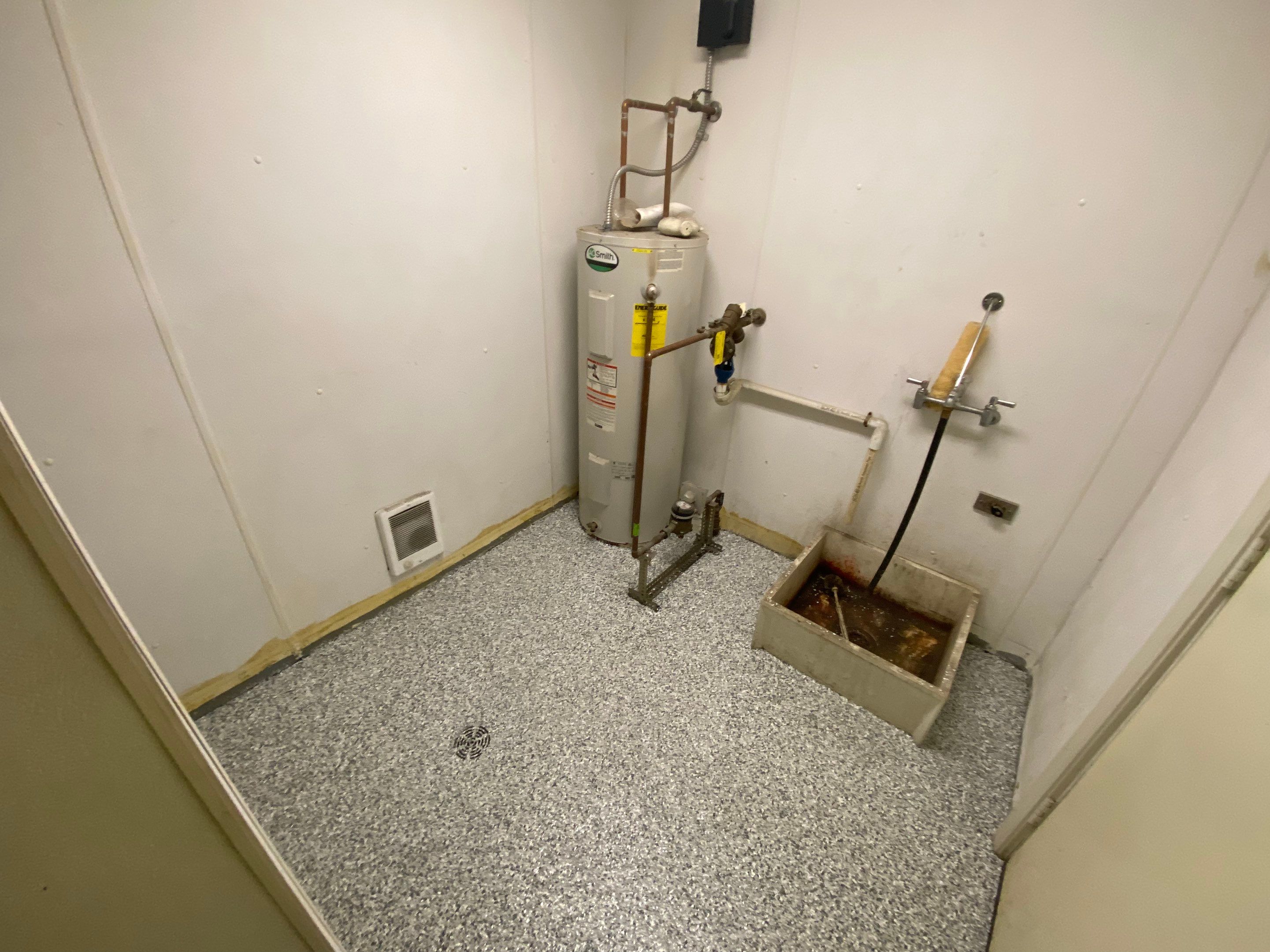 Applied Metals Commercial Application by Knot Just Decks