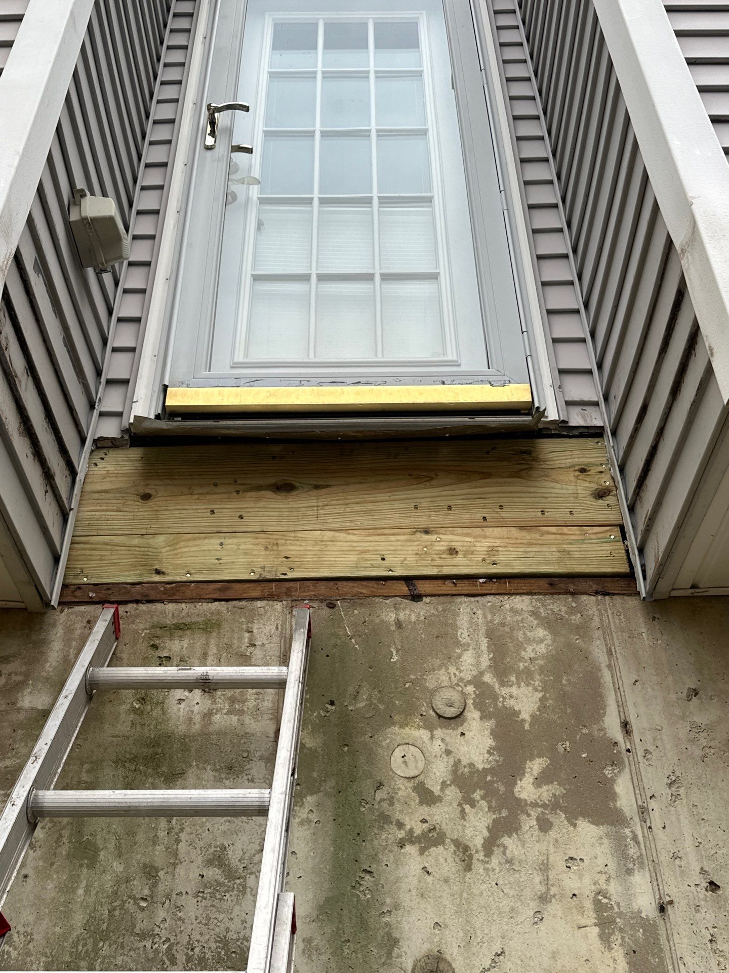 New Deck In Sayreville, New Jersey by deck guardian
