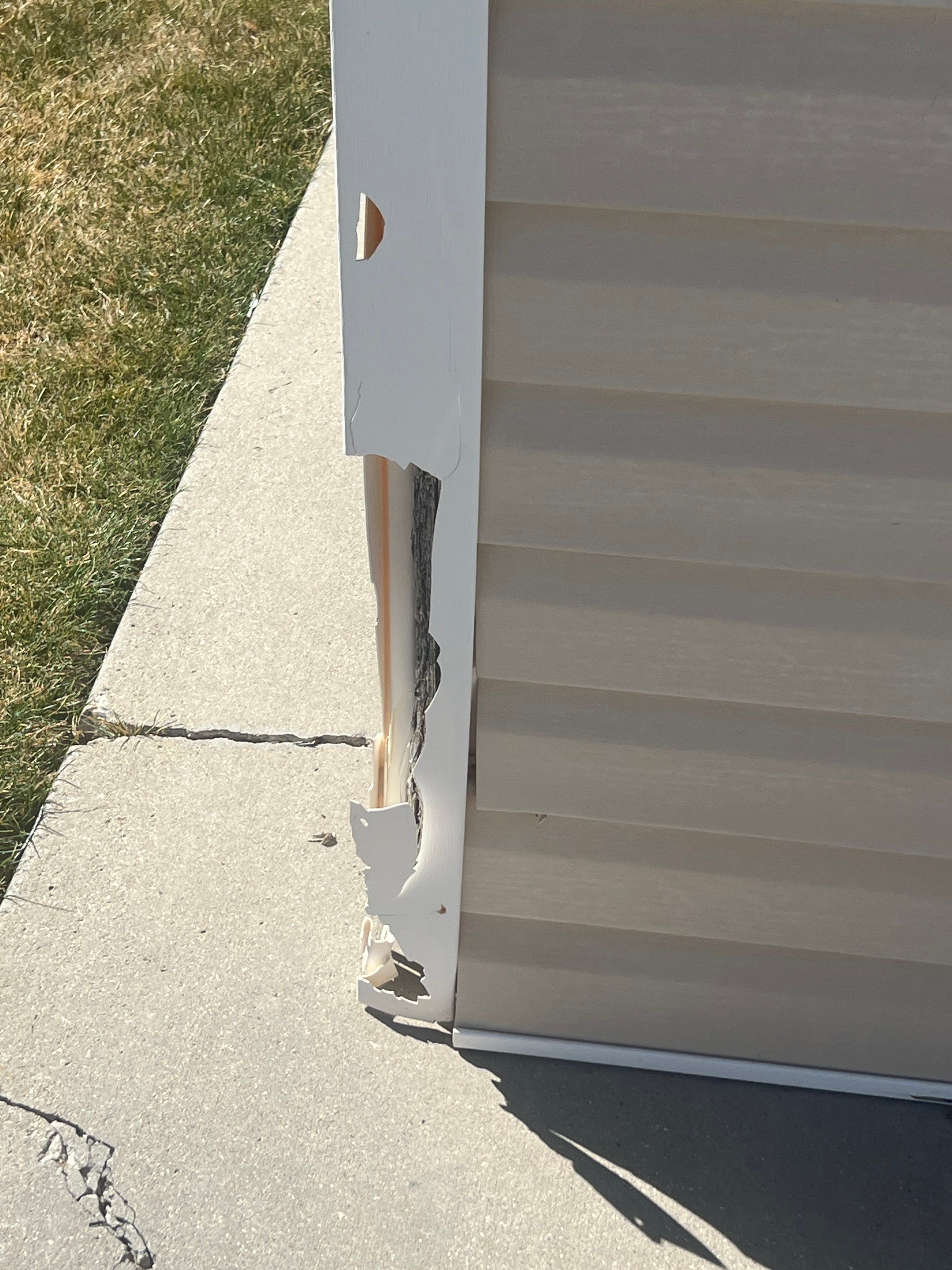 Riverton | Precision Vinyl Corner Repair | Crisp White by Ideal Siding Utah