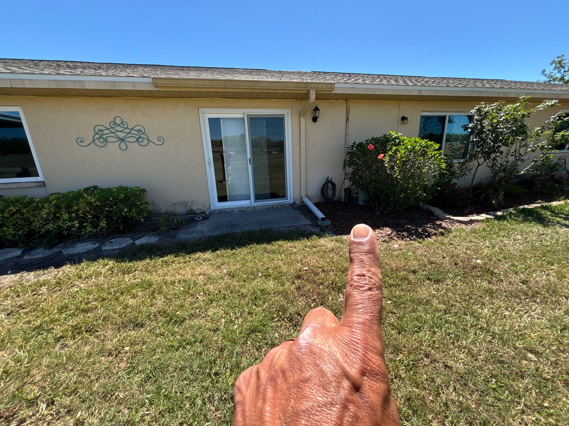 White Vinyl Gutters Installation in Sarasota FL by Gutter Professors