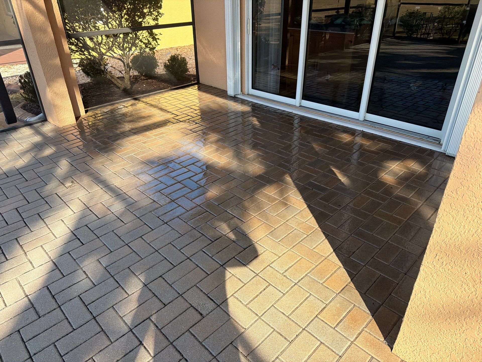 Lanai and Driveway Paver Sealing Project in Sun City Center by Supreme Paver Experts