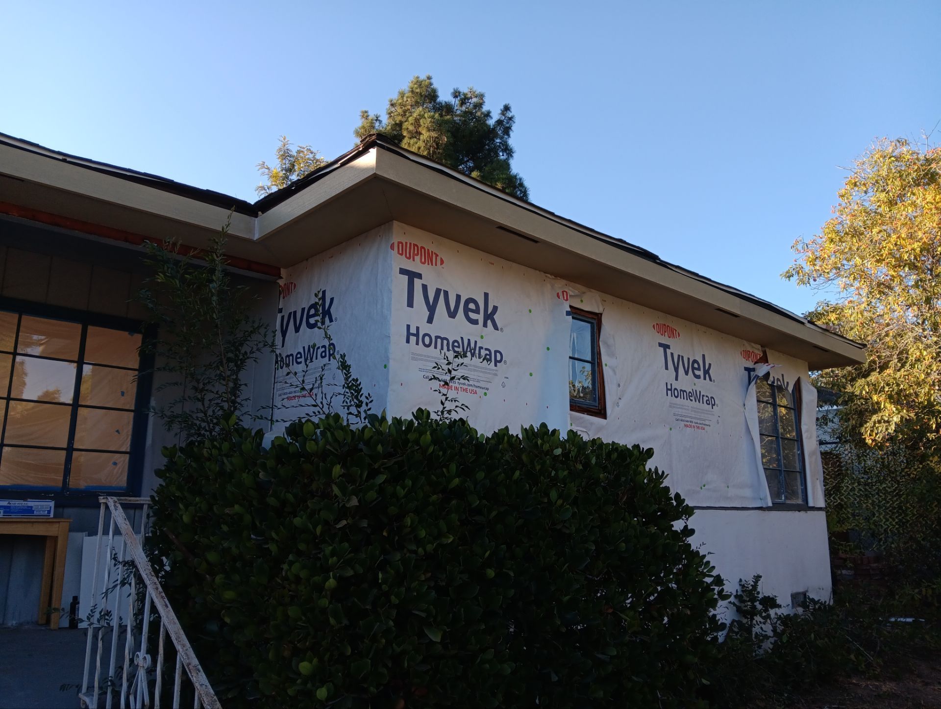 James Hardie V-grove by New Era Siding Inc