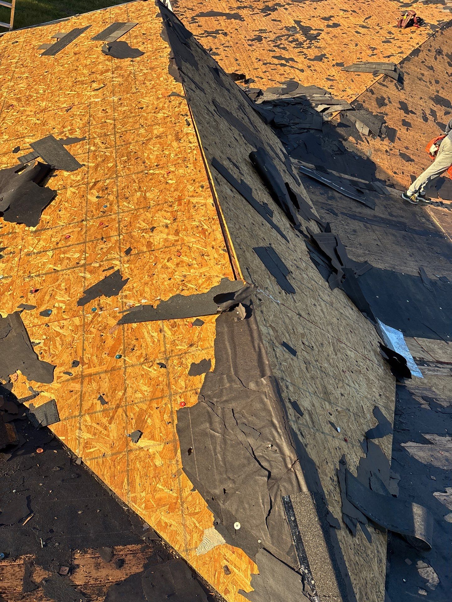 Roof Replacement Missouri by Roof Repair Company