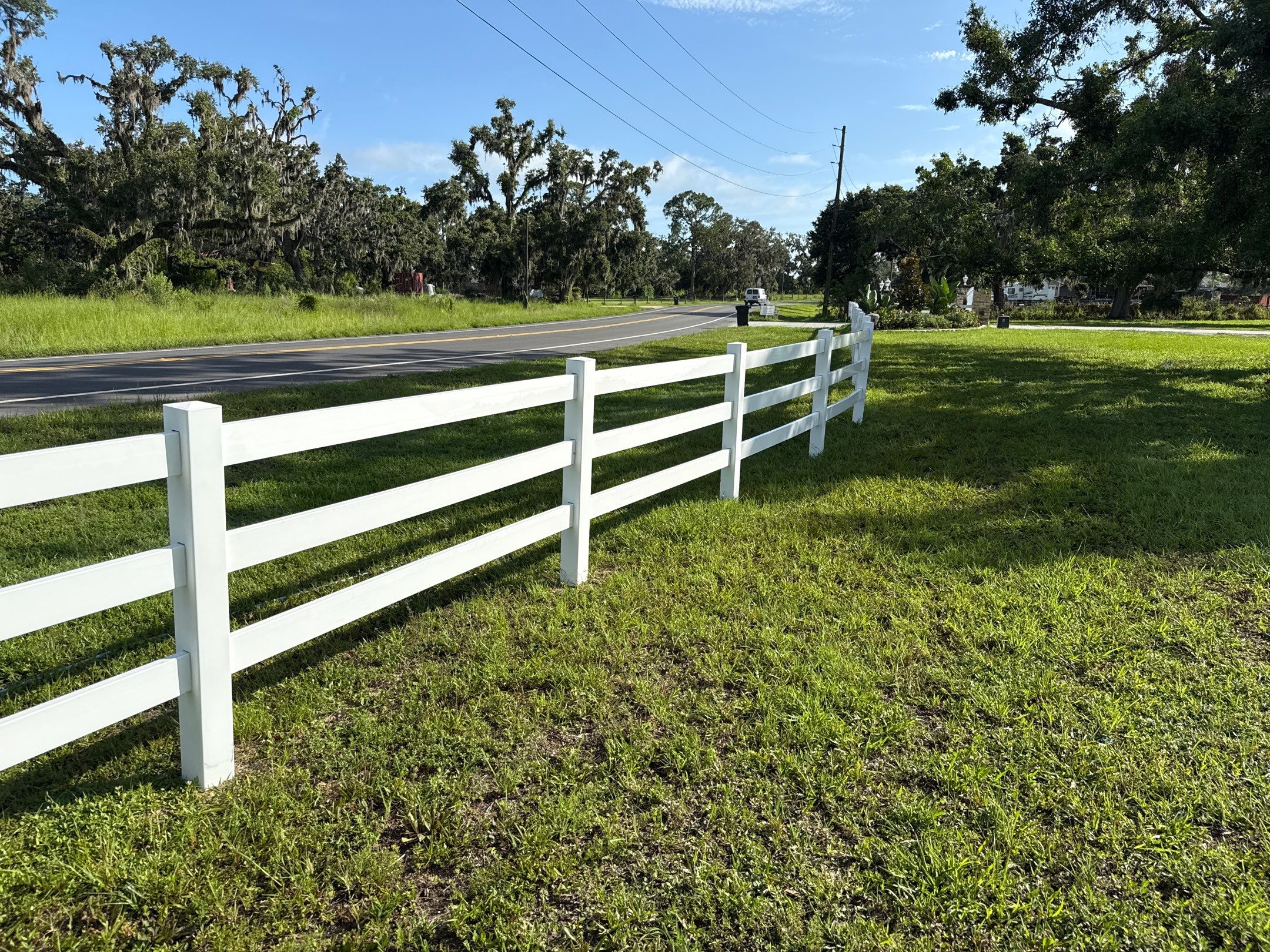 🐎 Vinyl Horse Fence, Entrance Cleaning + House Wash – Parrish, FL by Sunshine AquaWash