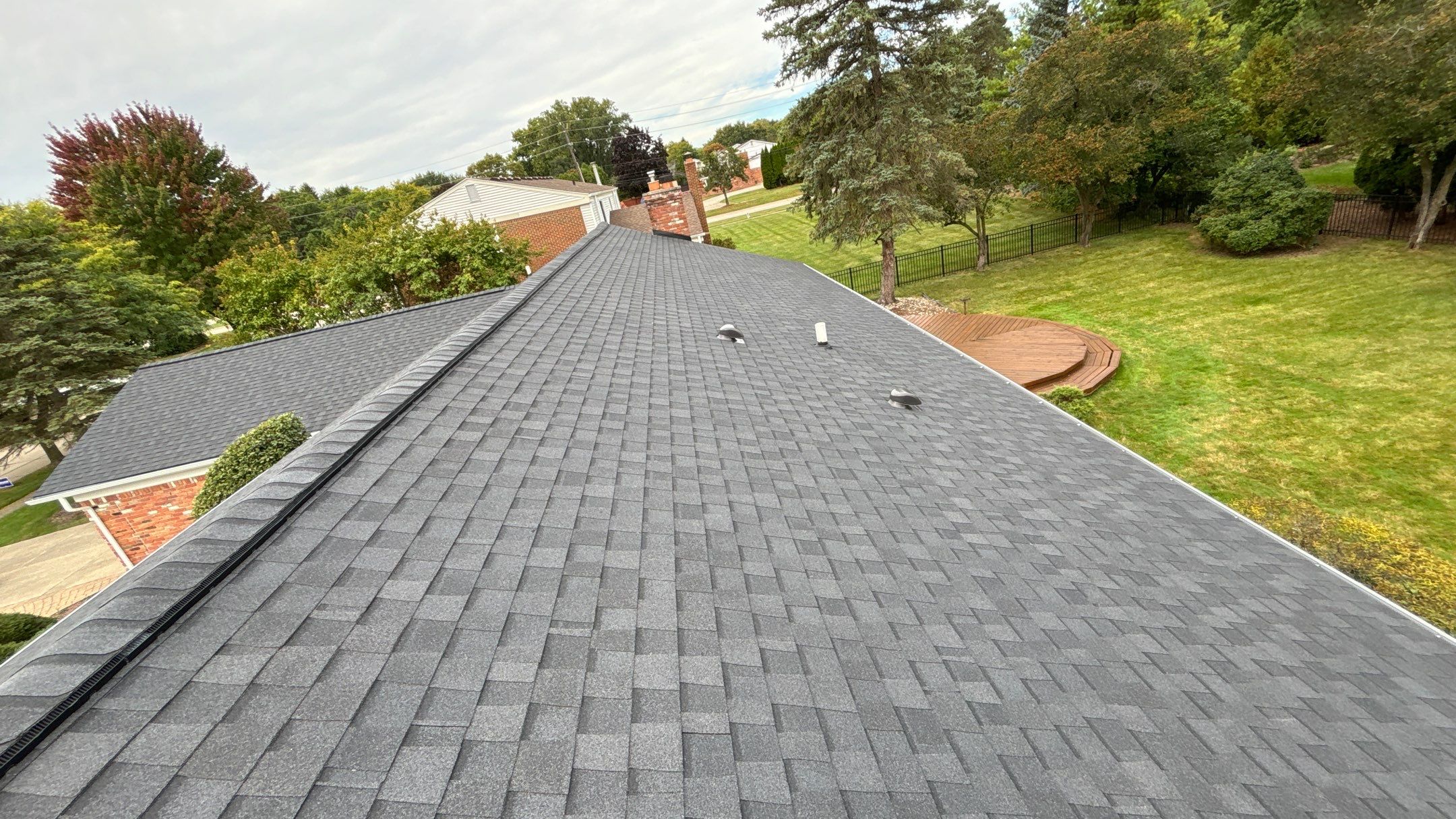 Roof Replacement using CertainTeed Landmark by 180 Contractors