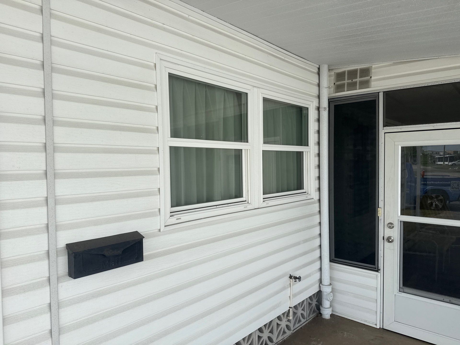 Mobile Home Soft Wash in Desoto/Tidevue Estates – Ellenton, FL by Sunshine AquaWash