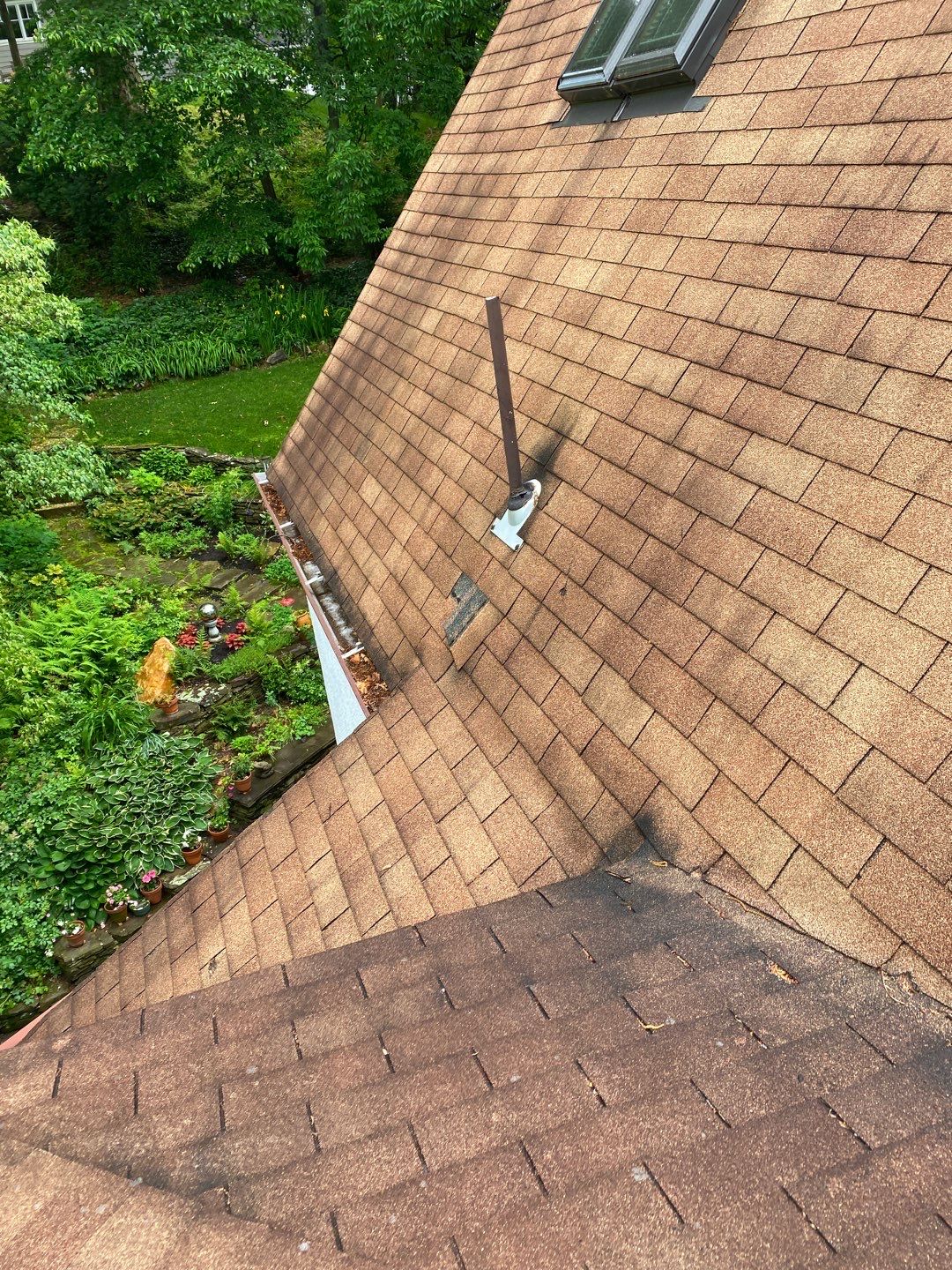 Arlington: CertainTeed Landmark Pro Designer Shingles in Max Def Shenandoah by RM Banning, Inc.