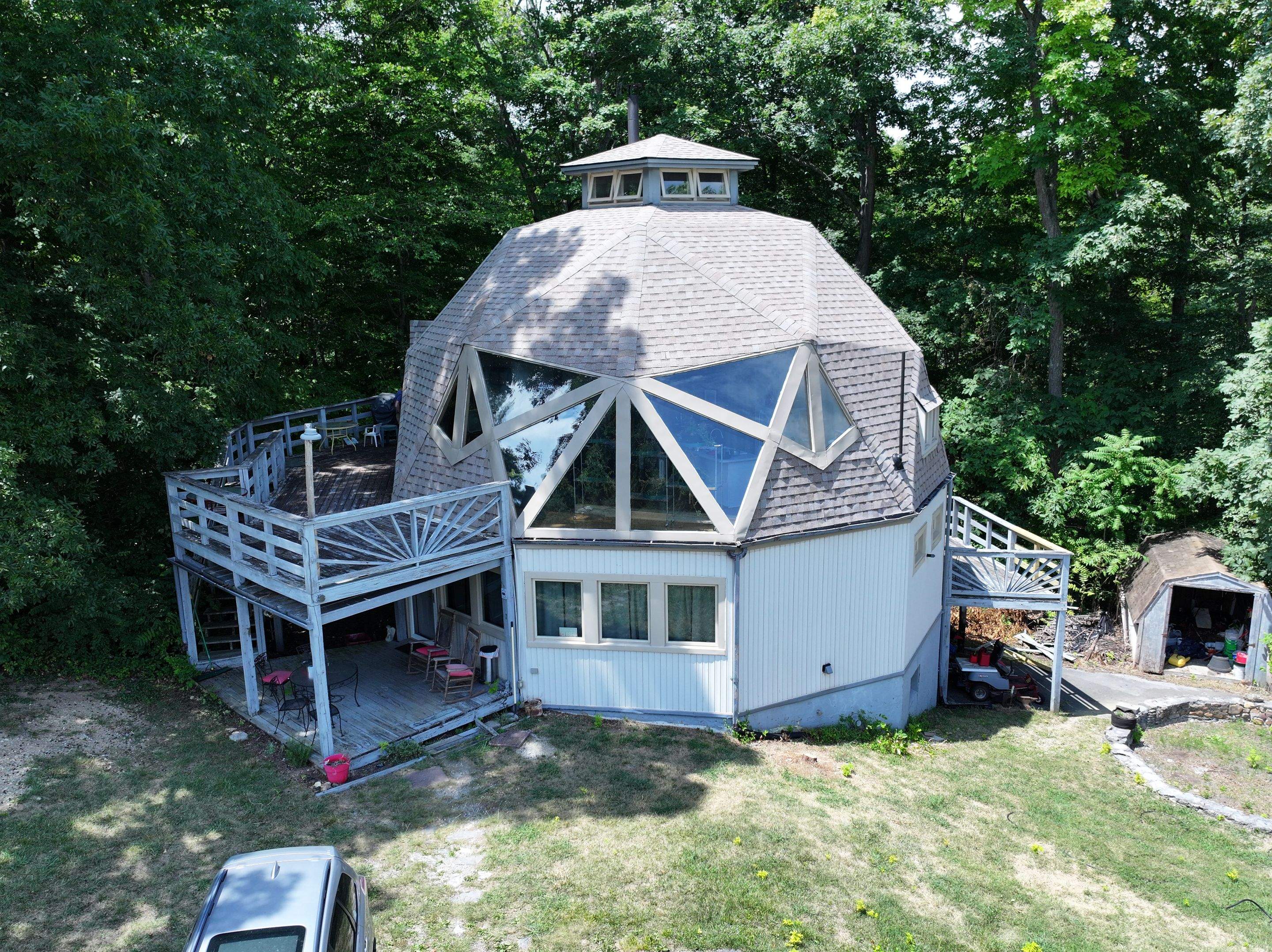 Maggard Residence by Omnia Roofing