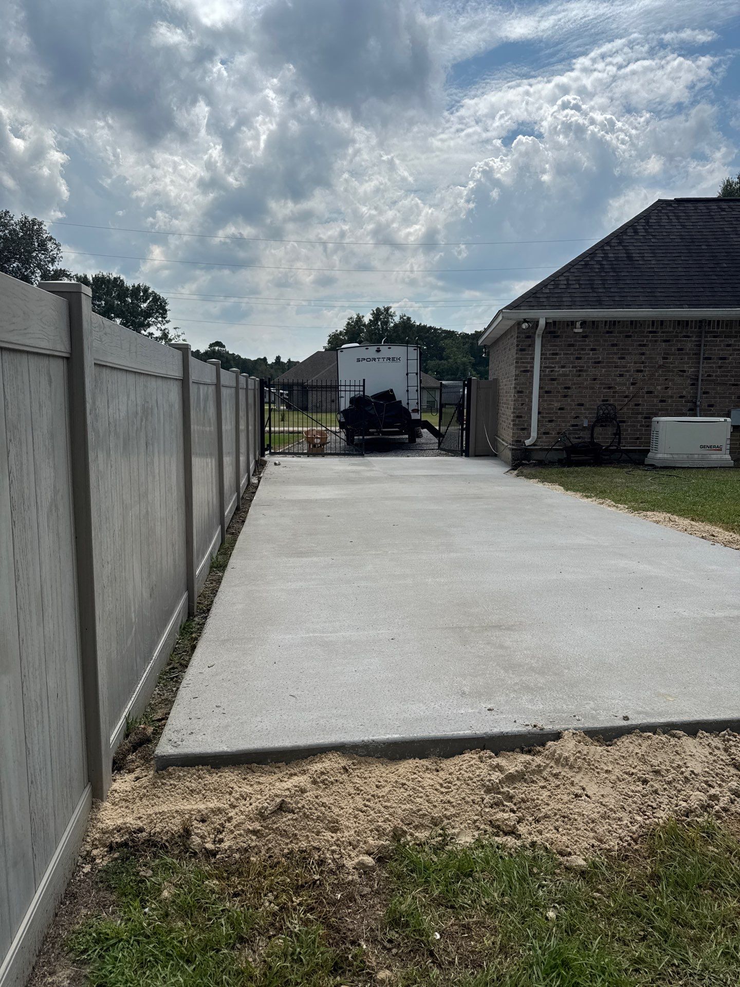 HDS Concrete - Concrete Installation in Maurepas by HDS Contractors