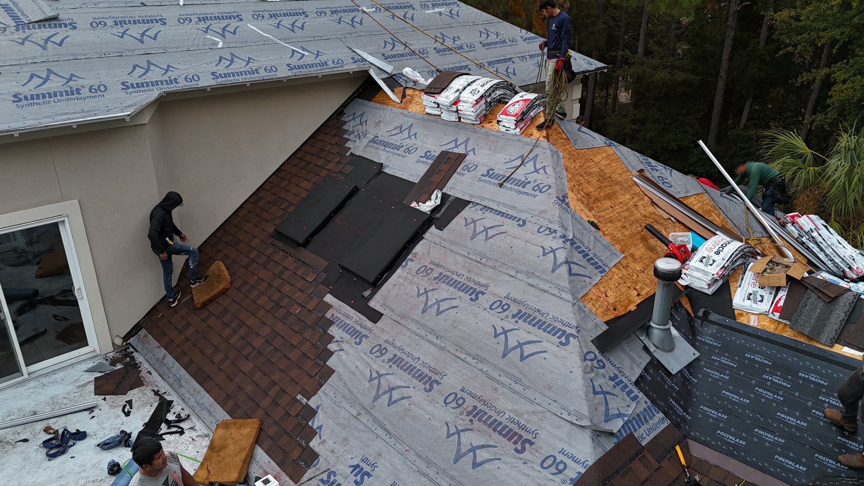 843roof using 1 by 843 Roof, LLC