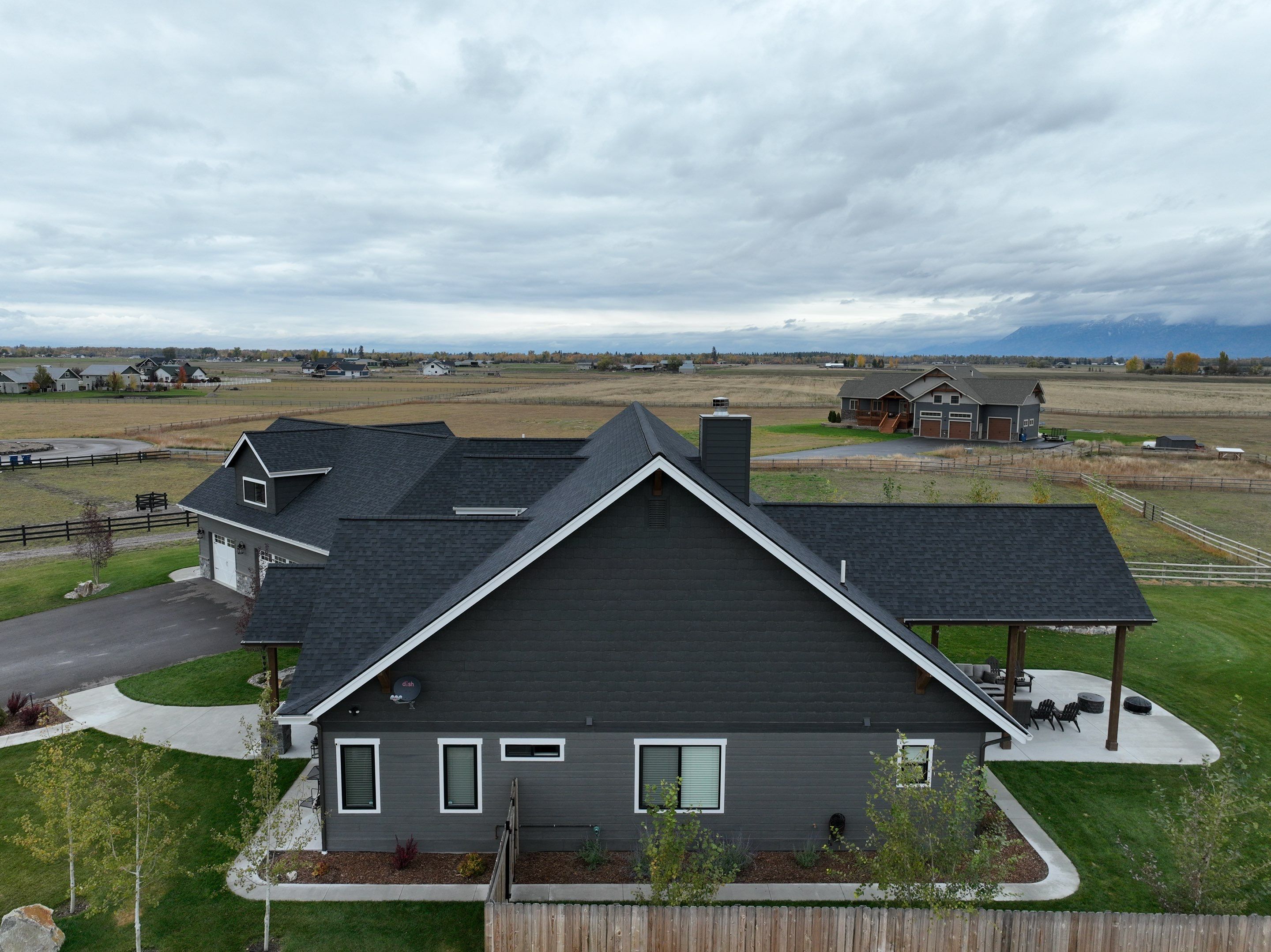 Owens Corning TruDefinition Duration - Onyx Black by Montana Roofing Solutions