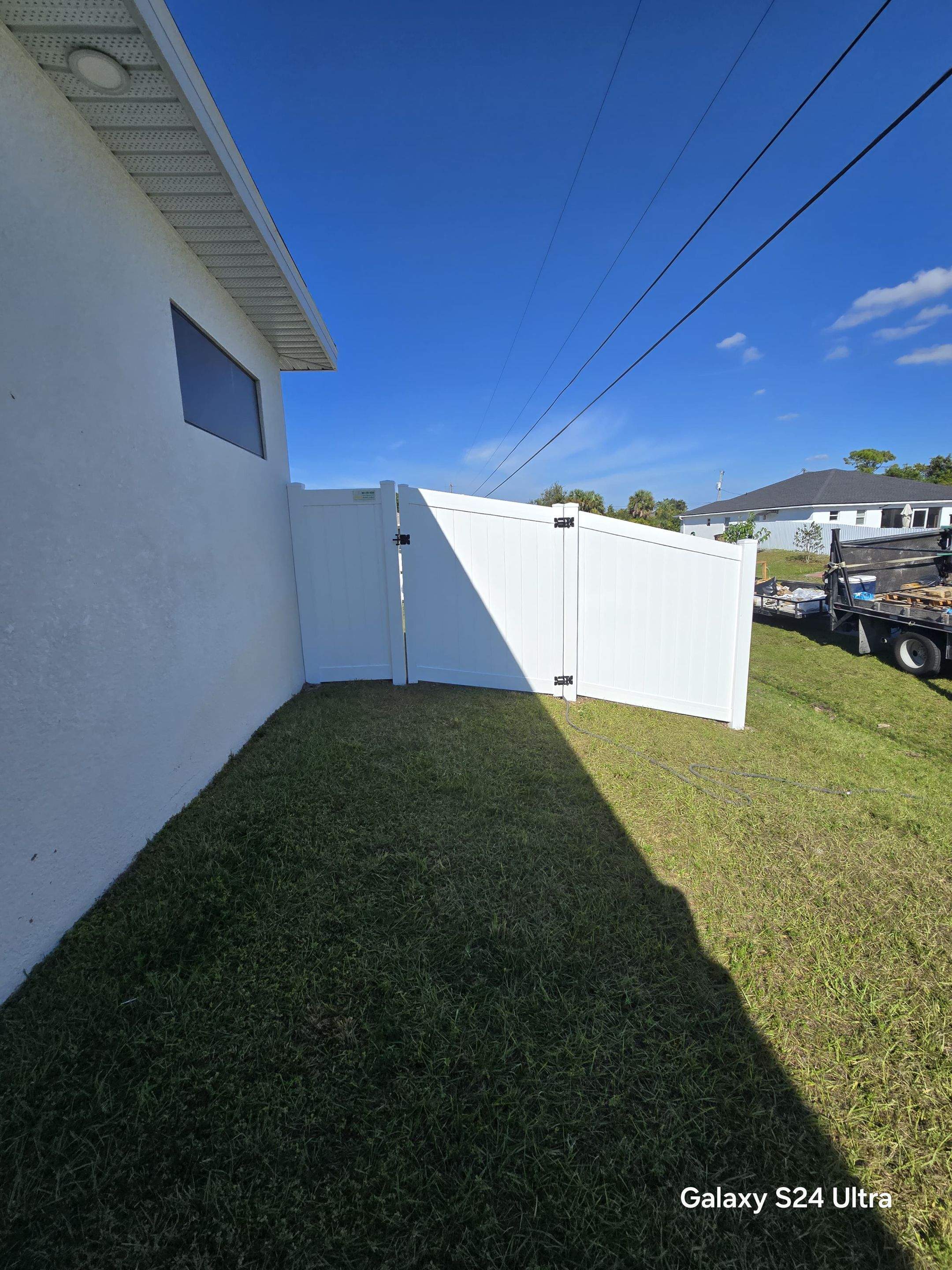 Vinyl Fence in Lehigh Acres by True Fence LLC