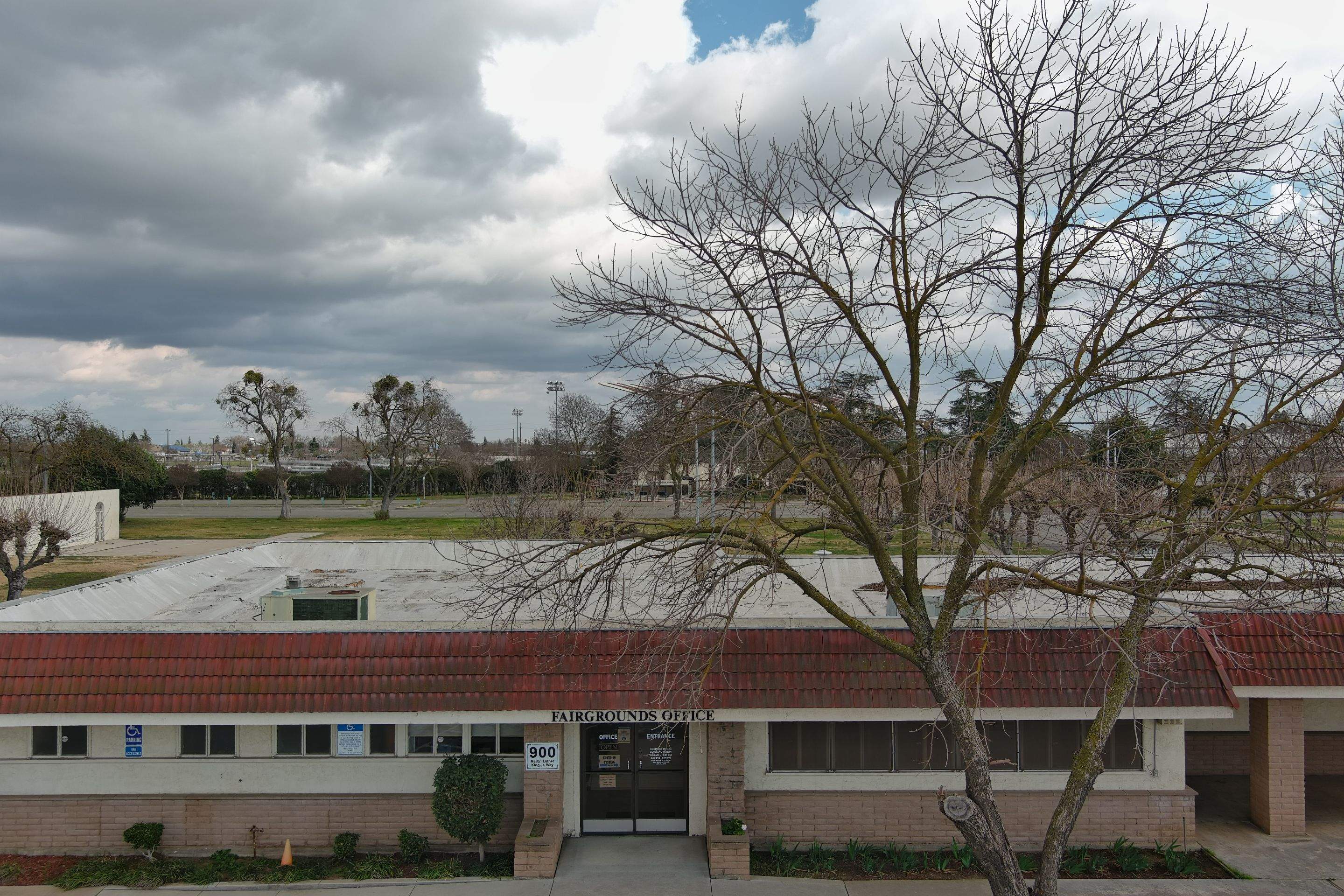 Commercial Roofing Installation using General Coatings acrylic coatings and spray foam by Straight Edge Roofing Inc