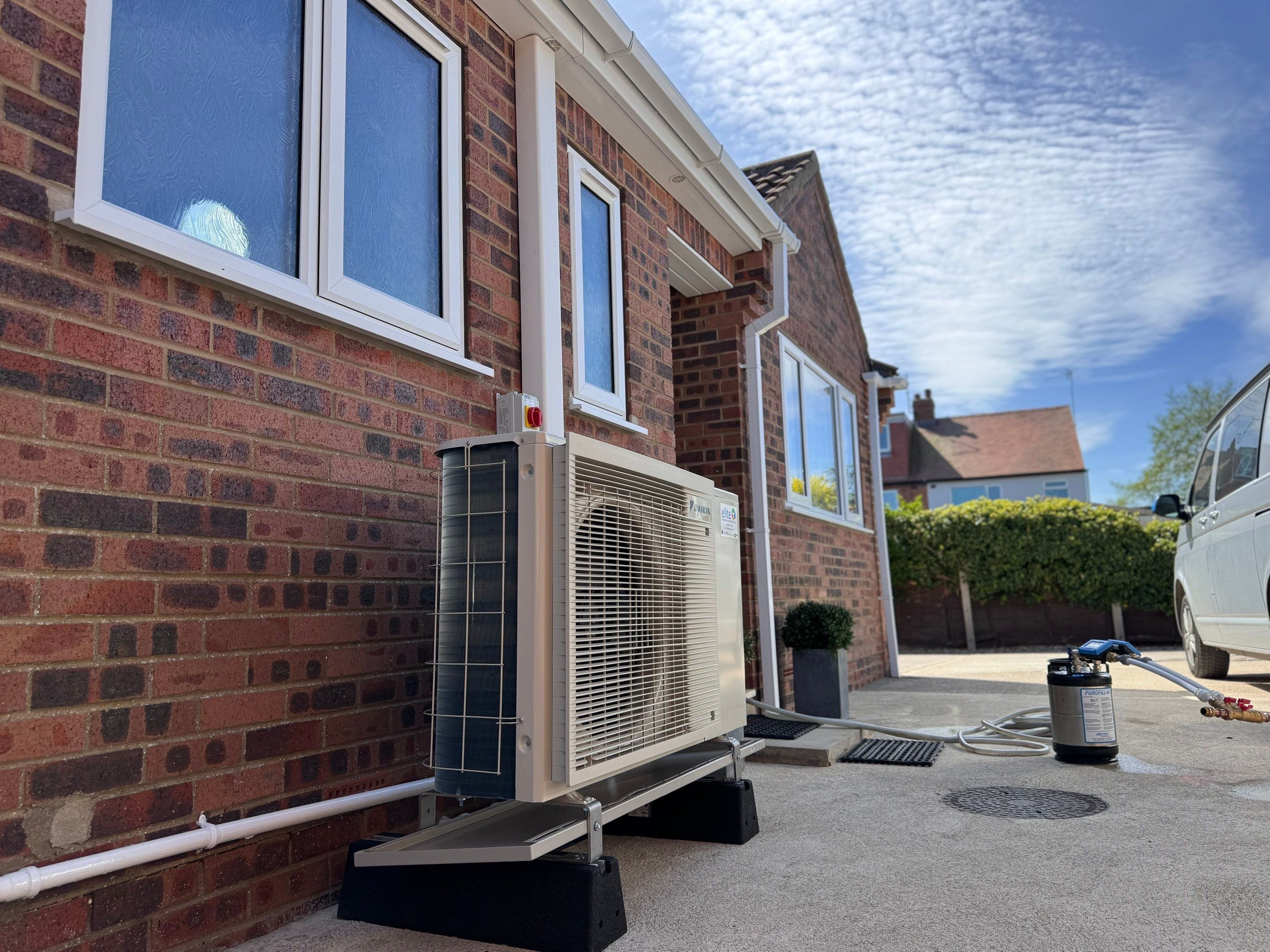 πΏπ₯ Detail-Driven Renewable Heating by Elite Services Group Ltd