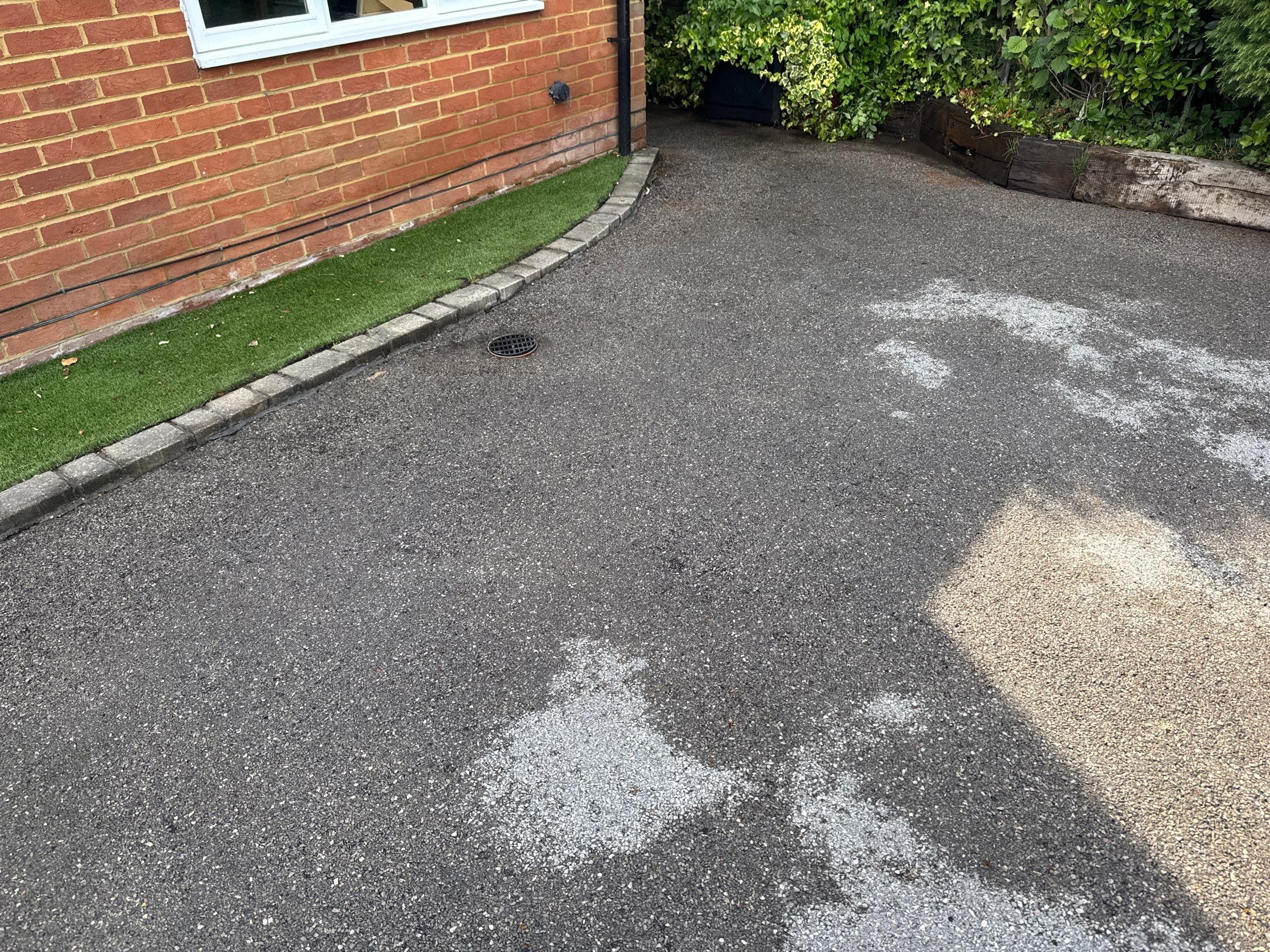 Tarmac Driveway Clean using Flat Surface Cleaner by Ges Exterior Cleaning ltd