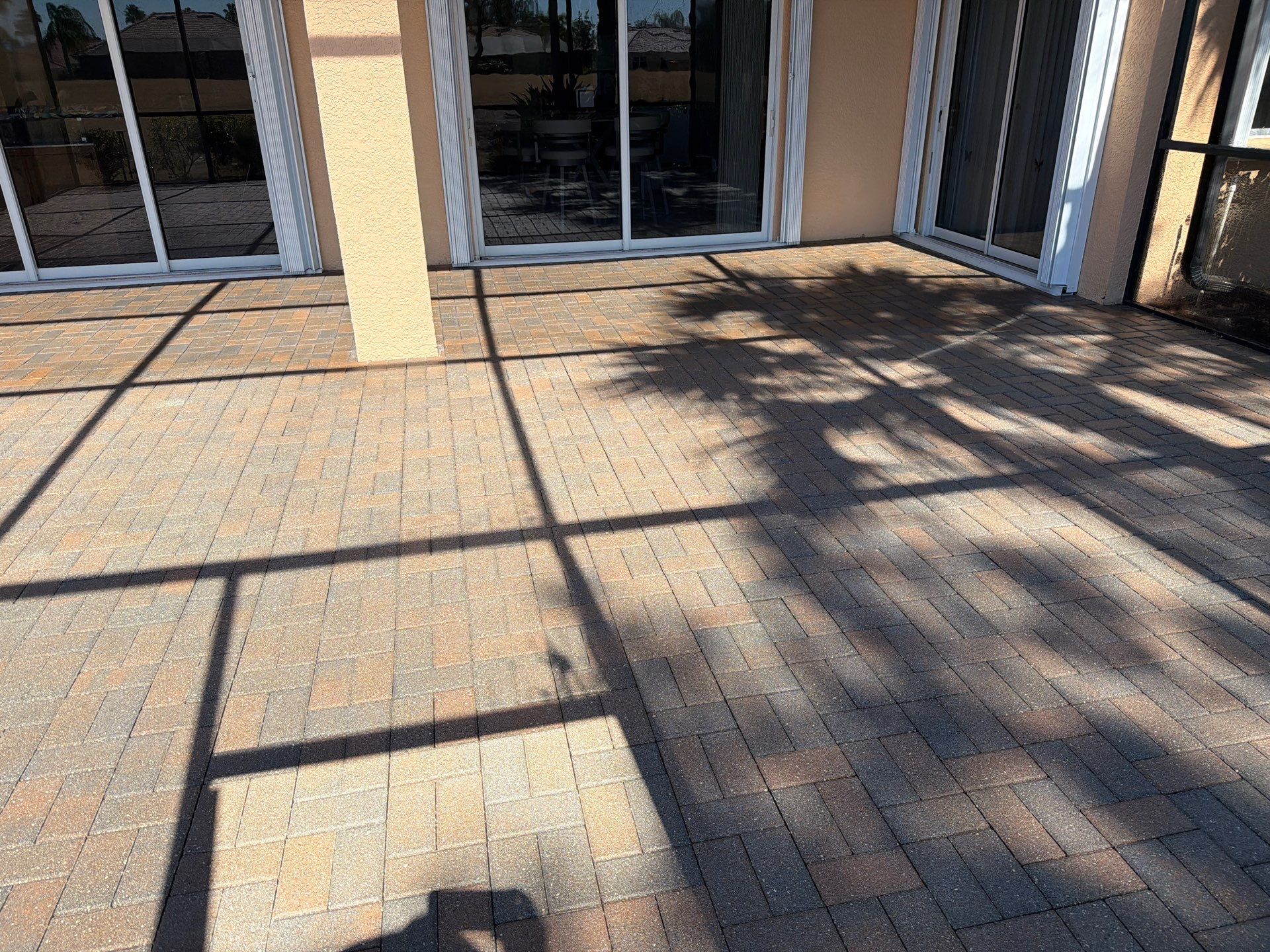 Lanai and Driveway Paver Sealing Project in Sun City Center by Supreme Paver Experts