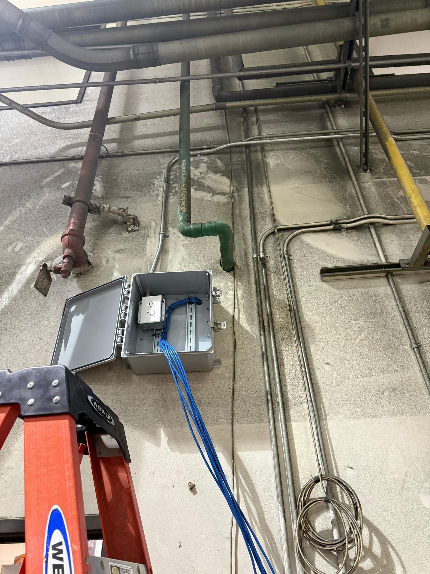 Electrical and Cat6 Cabling Project – Manufacturing Facility, Irvine, CA by Ring and Ping Inc.