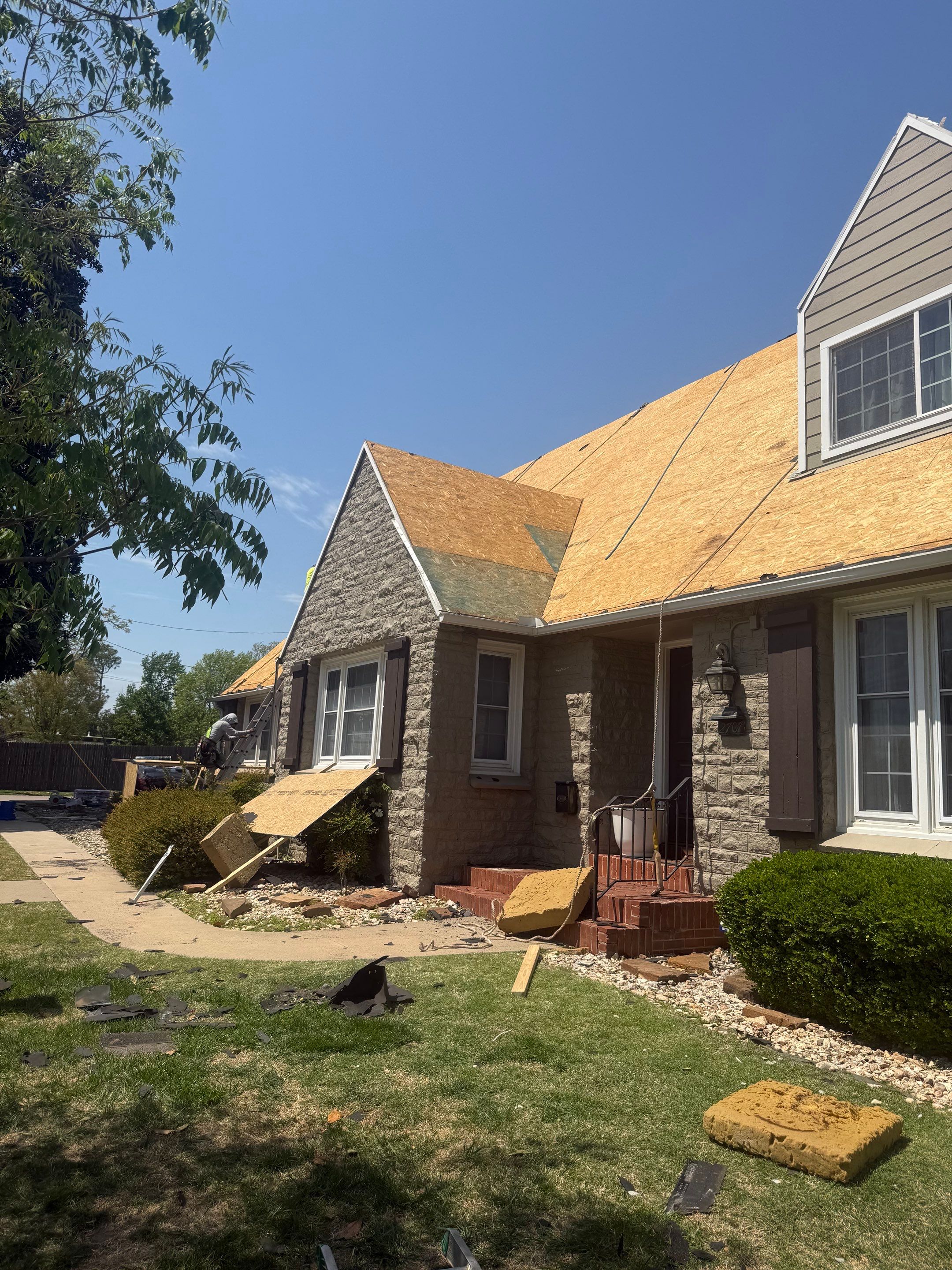 Roof Project in Tulsa by Decor Roofing & Restoration