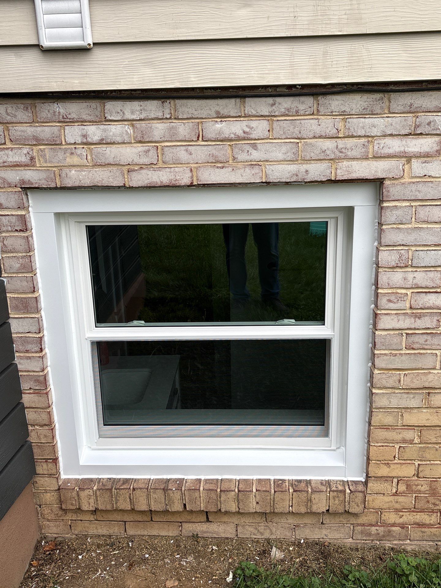 Double Hund Windows and Bow by Aspen Home Improvements