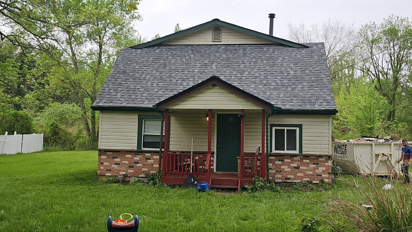 Atlas Pinnacle, Color, Coastal Granite, Drip Edge, Color, Black by Eagle Eye Roofing