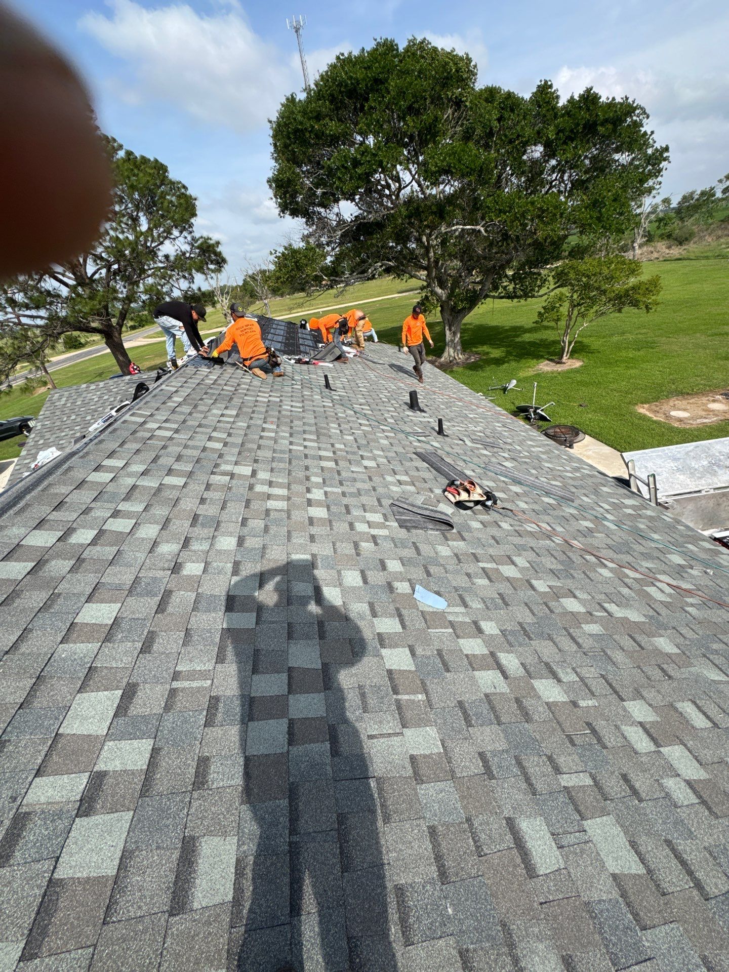 Roof Replacement louise by Roof Repair Company