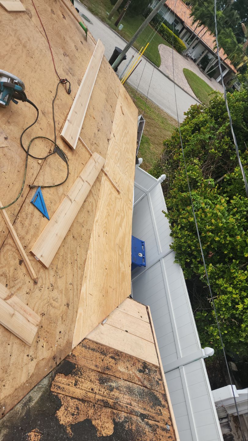 Project in St. Petersburg 33703 by Mitchell Roofing Company LLC 