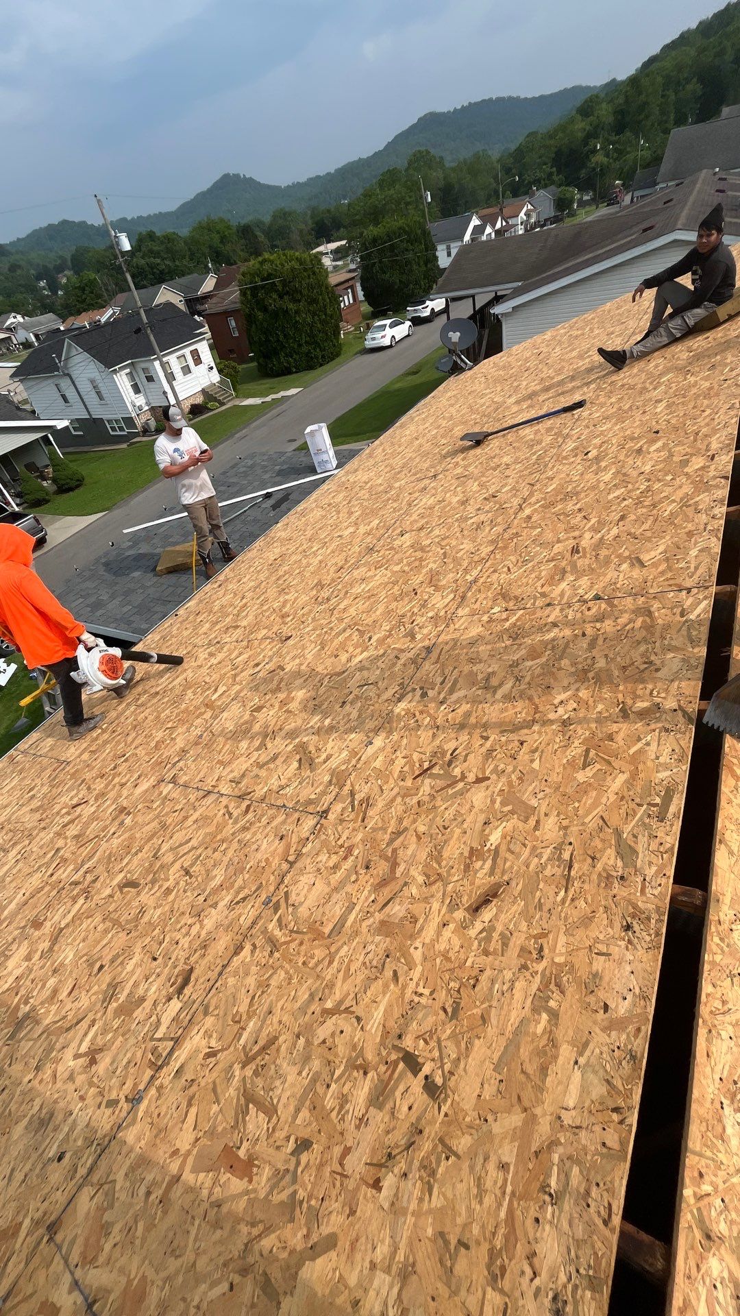 Residential Roofing Installation using GAF Timberline HDZ Fox Hollow Grey by Rainstoppers Roofing