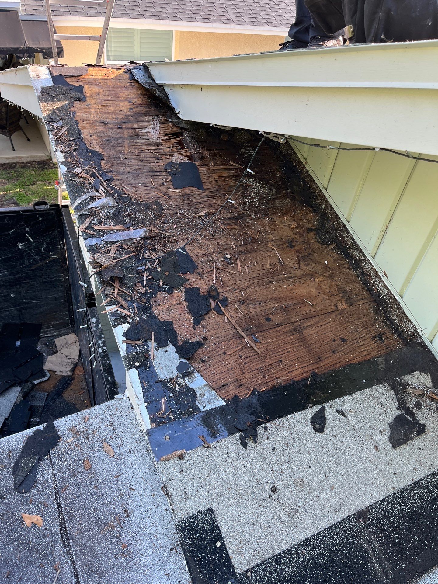 Project in St. Petersburg 33703 by Mitchell Roofing Company LLC 