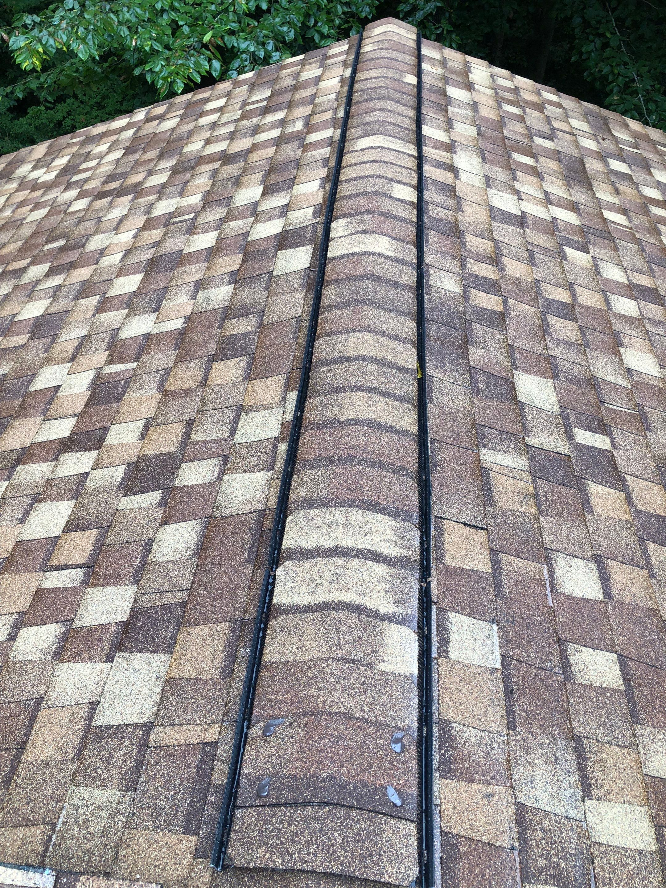 Fairfax Station: CertainTeed Landmark Pro Designer Shingles in Max Def Resawn Shake by RM Banning, Inc.