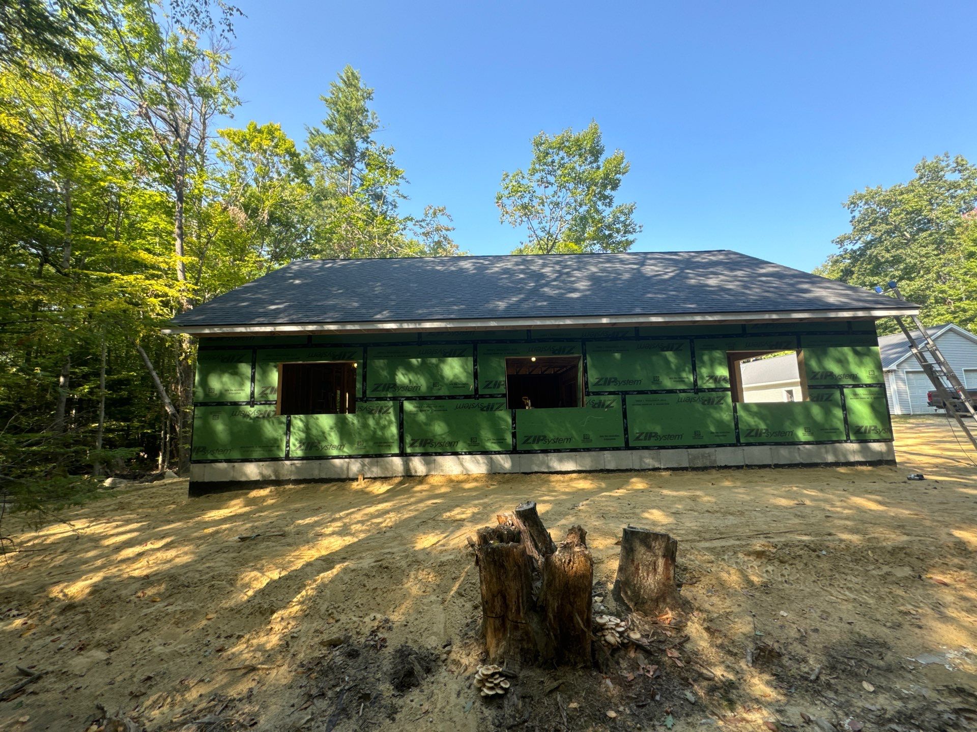Nottingham, NH – New Construction Framing & Owens Corning Roof Installation by Tall pine roofing