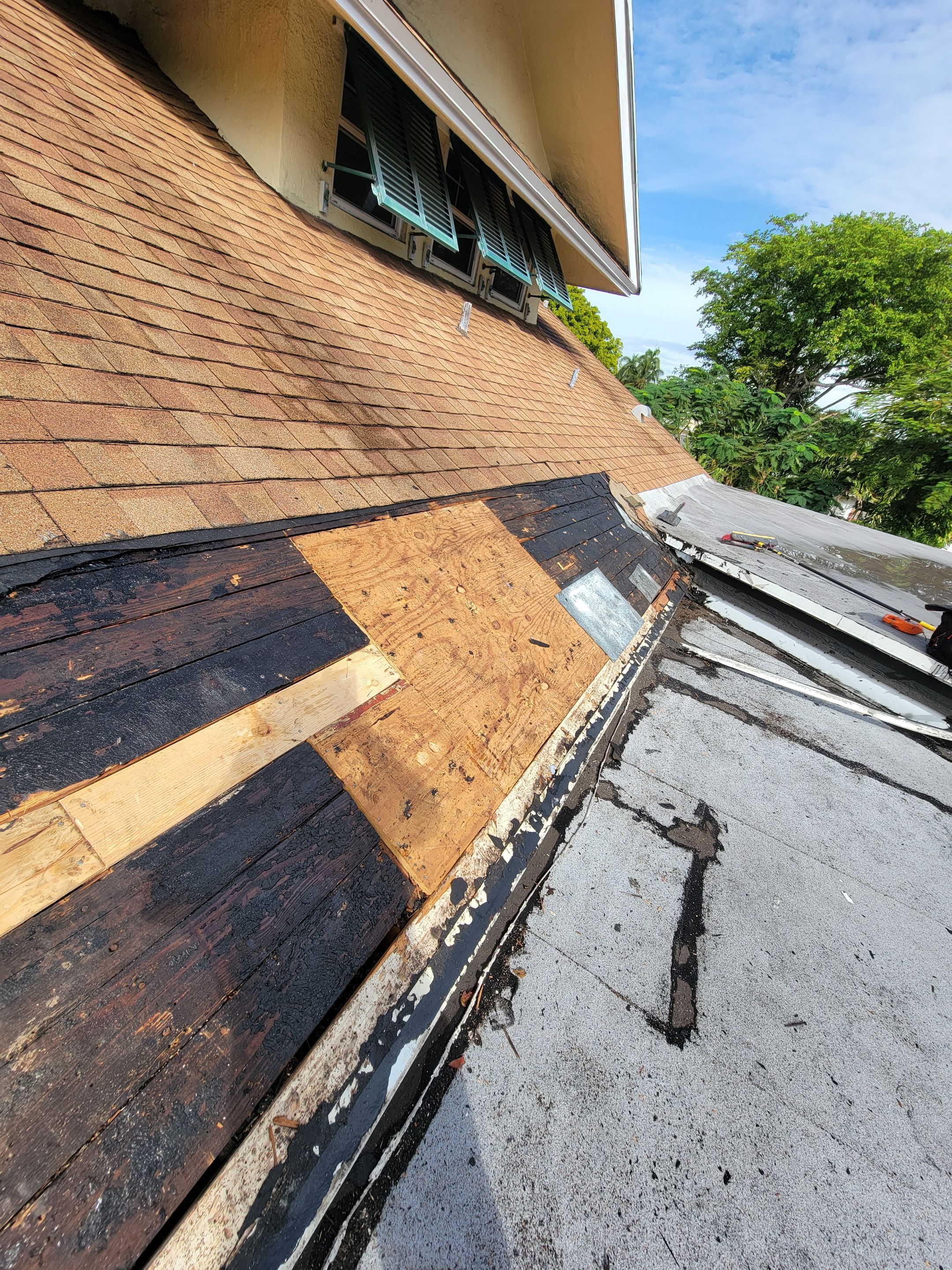 NE 5th Ave, Pompano Beach, FL by G&J Roofing 