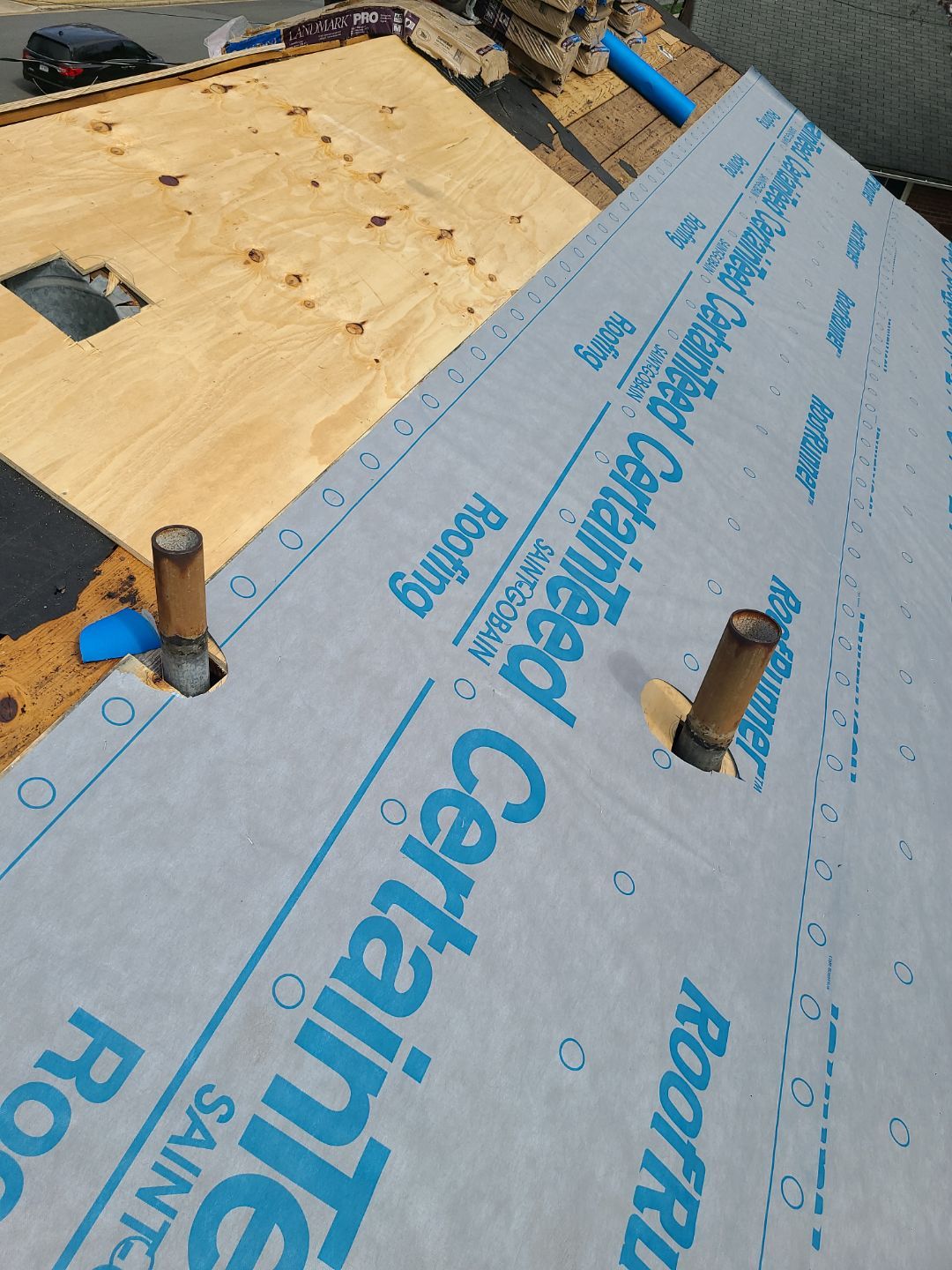 Alexandria CertainTeed Landmark Pro Roof in Max Def Charcoal Black by RM Banning, Inc.