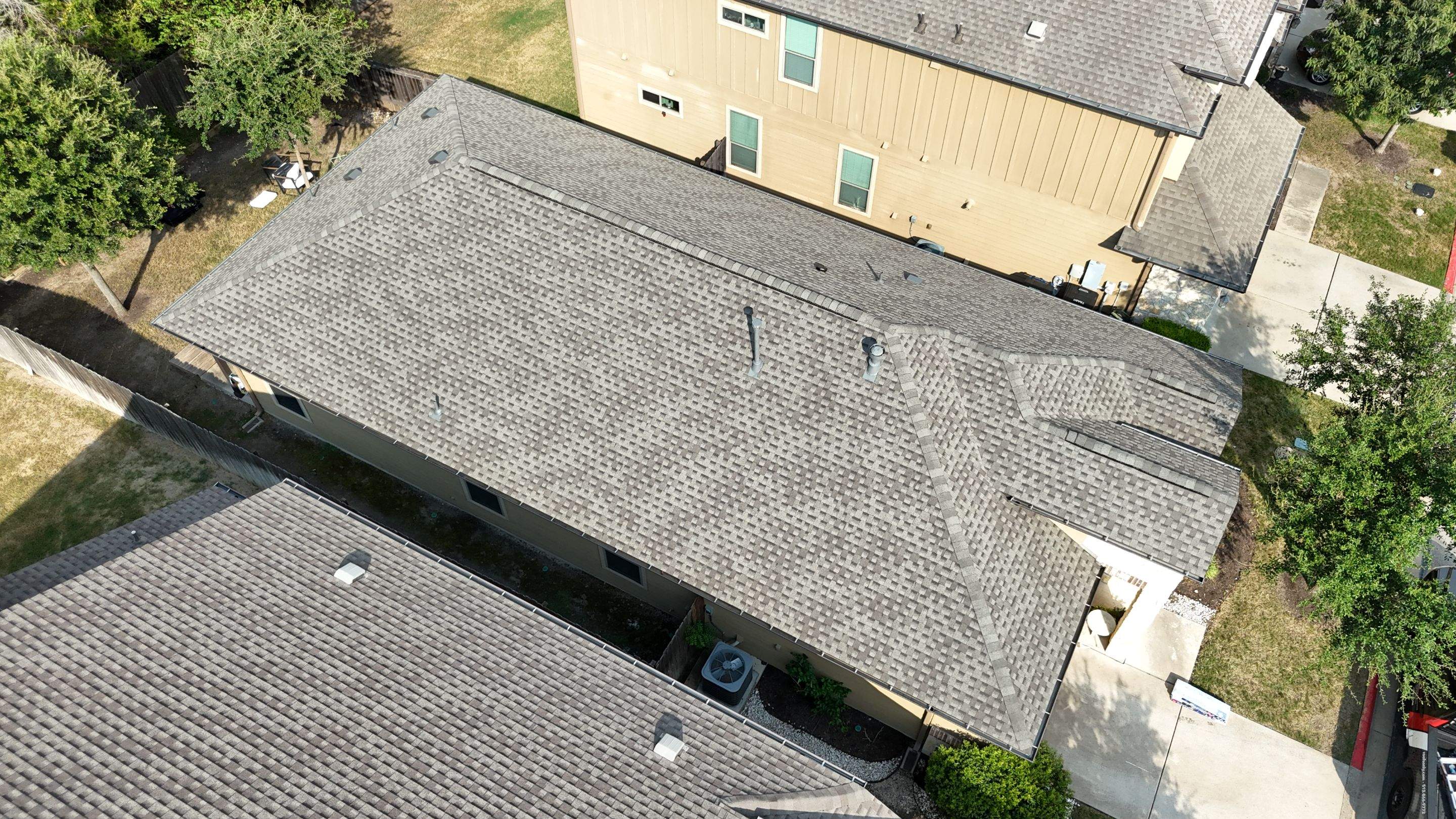 Weathered Wood - GAF Timberline HDZ by RoofsOnly.com