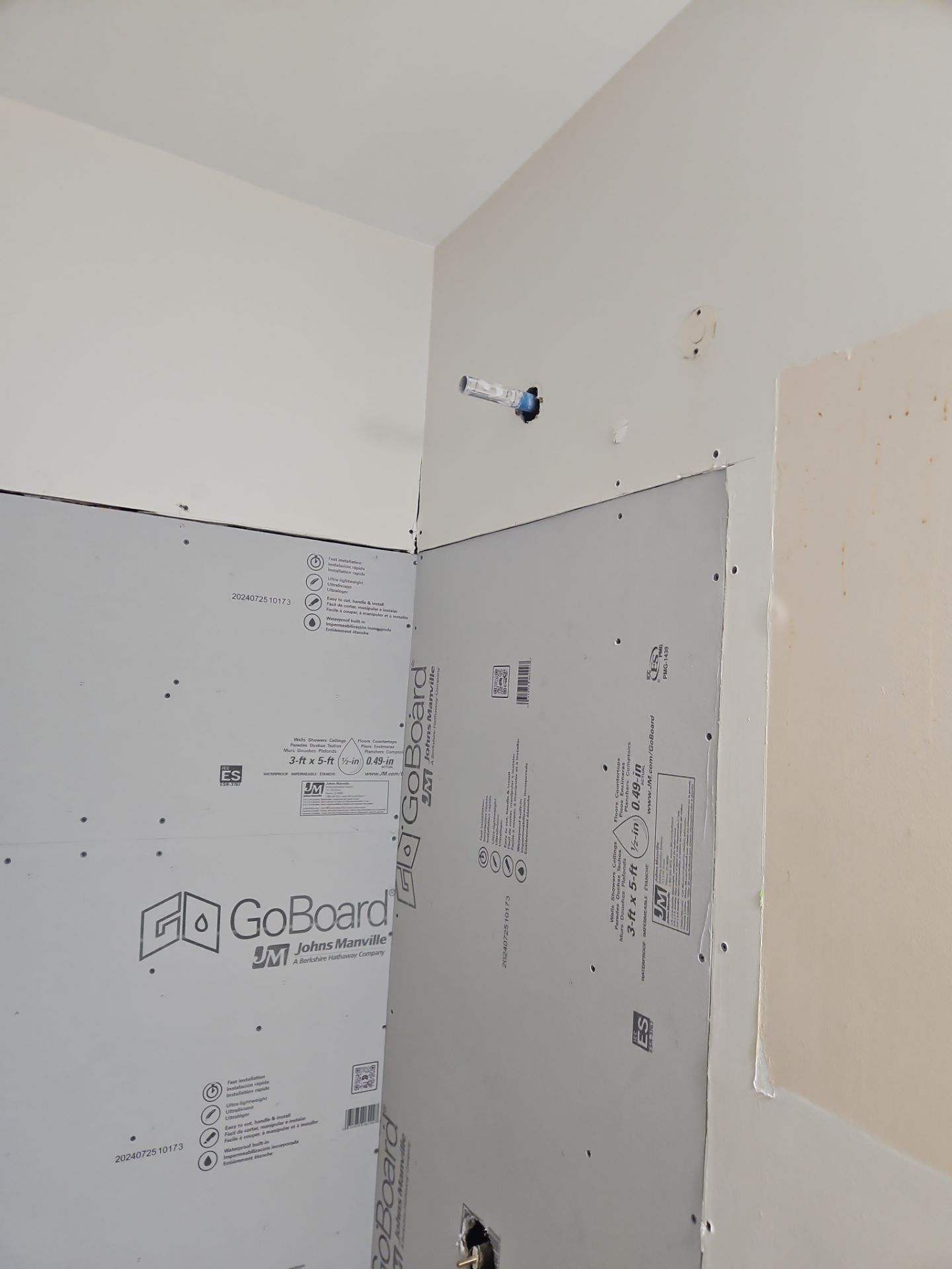Bathroom remodel  by A R Crowell Plumbing/Finishing Touch Remodeling