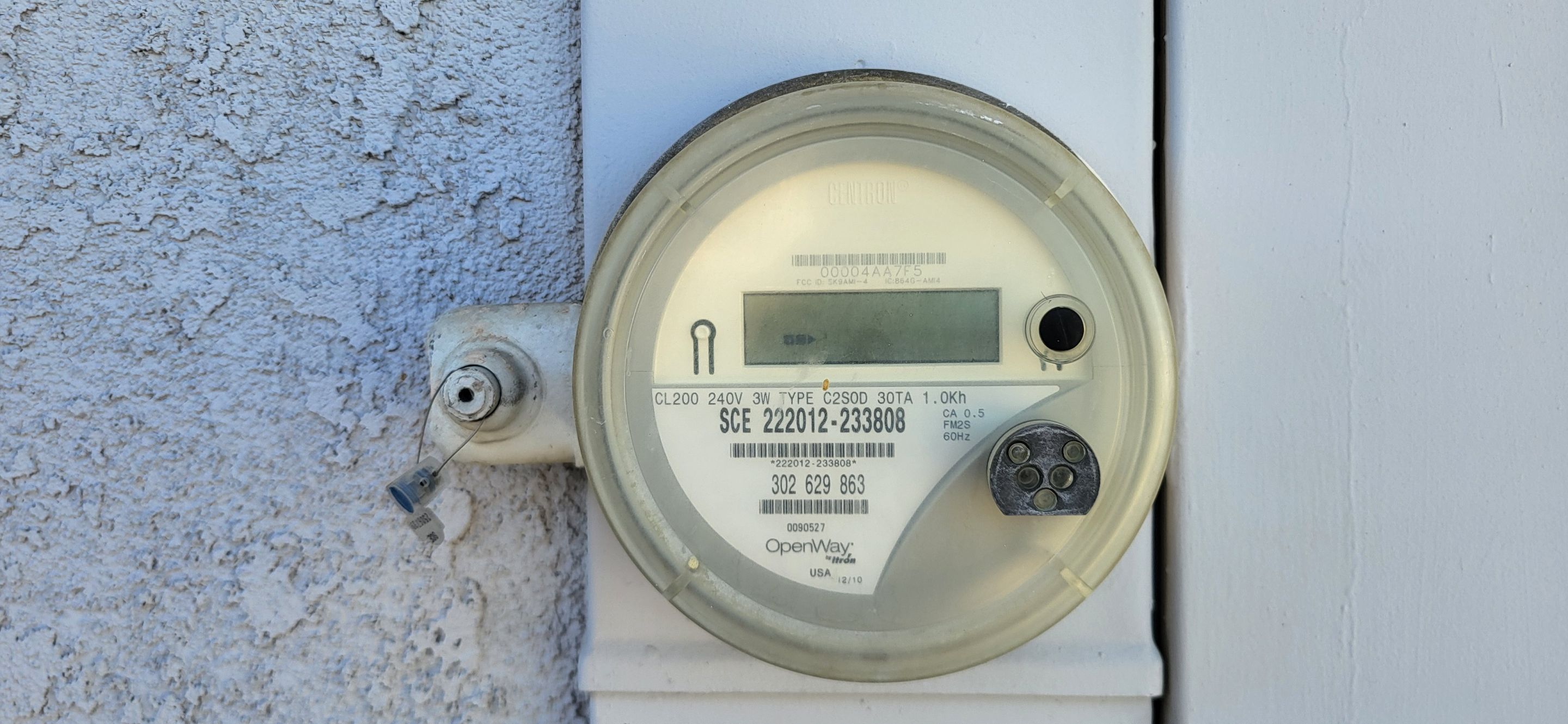 Residential Solar Array and Dual Tesla Powerwall Storage in Corona by VIBE SOLAR
