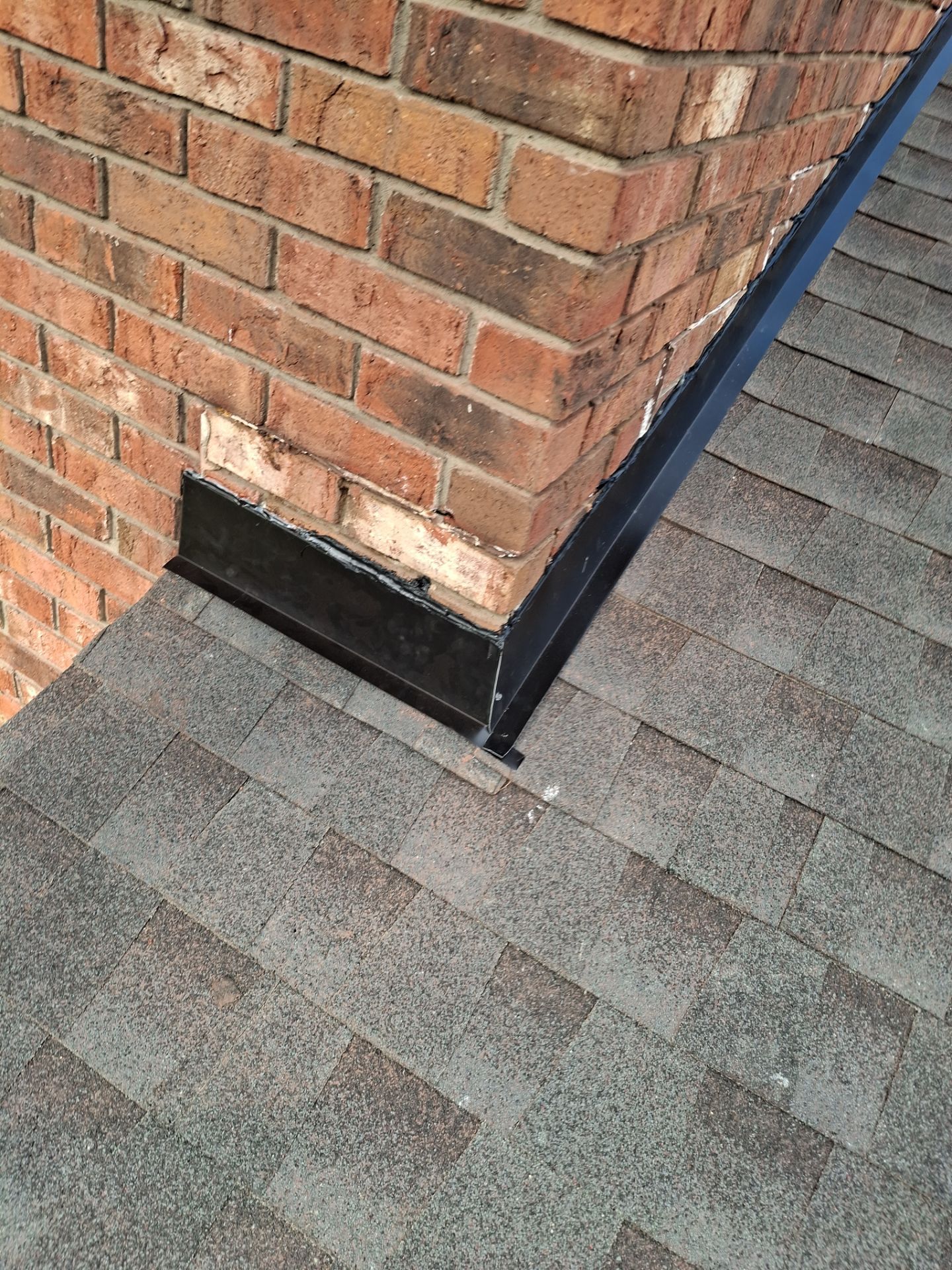 Residential Roofing Installation using GAF Timberline HDZ Charcoal by Rainstoppers Roofing