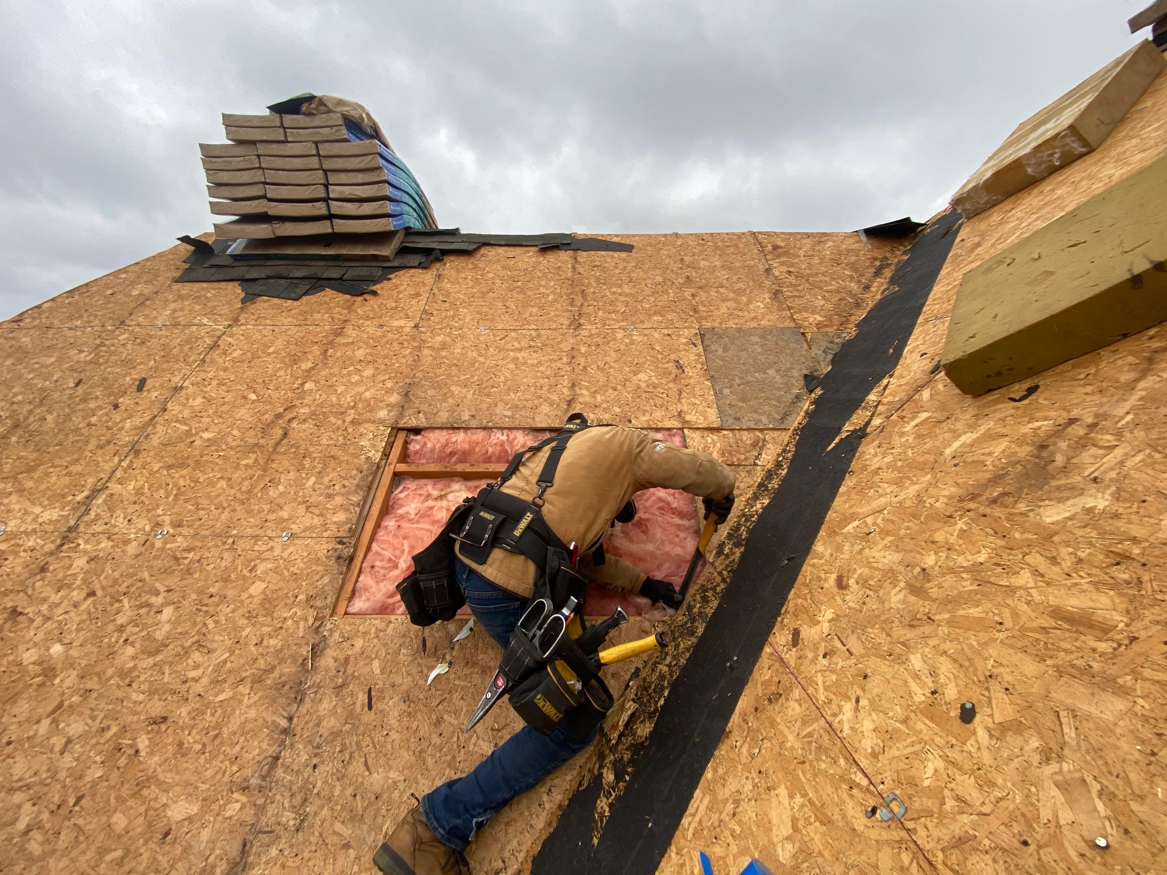Roof Replacement using CertainTeed Landmark by 180 Contractors