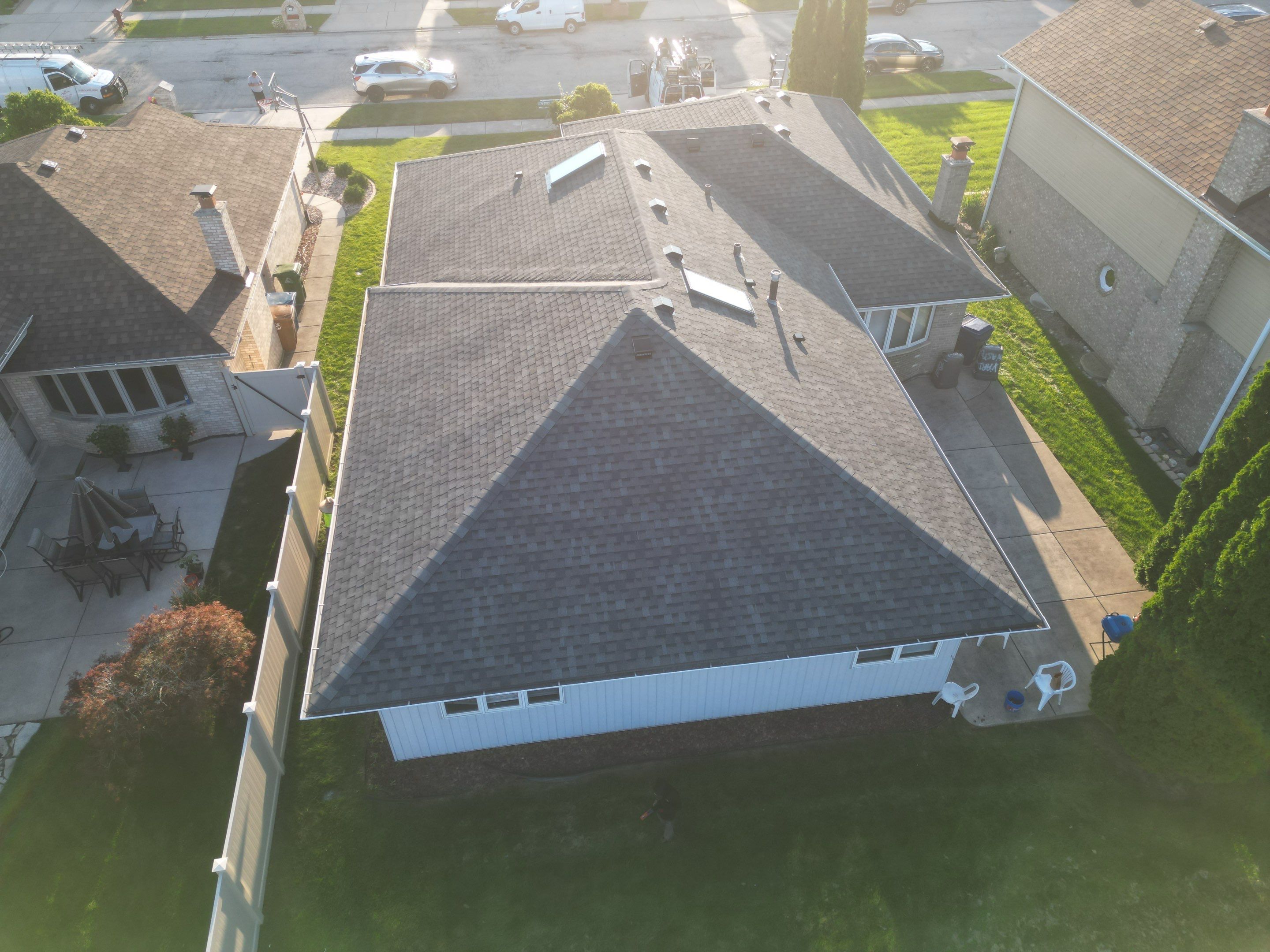 Gaf roofing replacement skylights Oak lawn Il — photo 3
