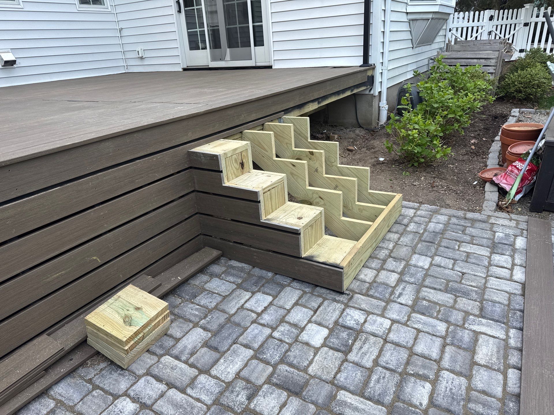 New Deck in Ridgewood, New Jersey by deck guardian