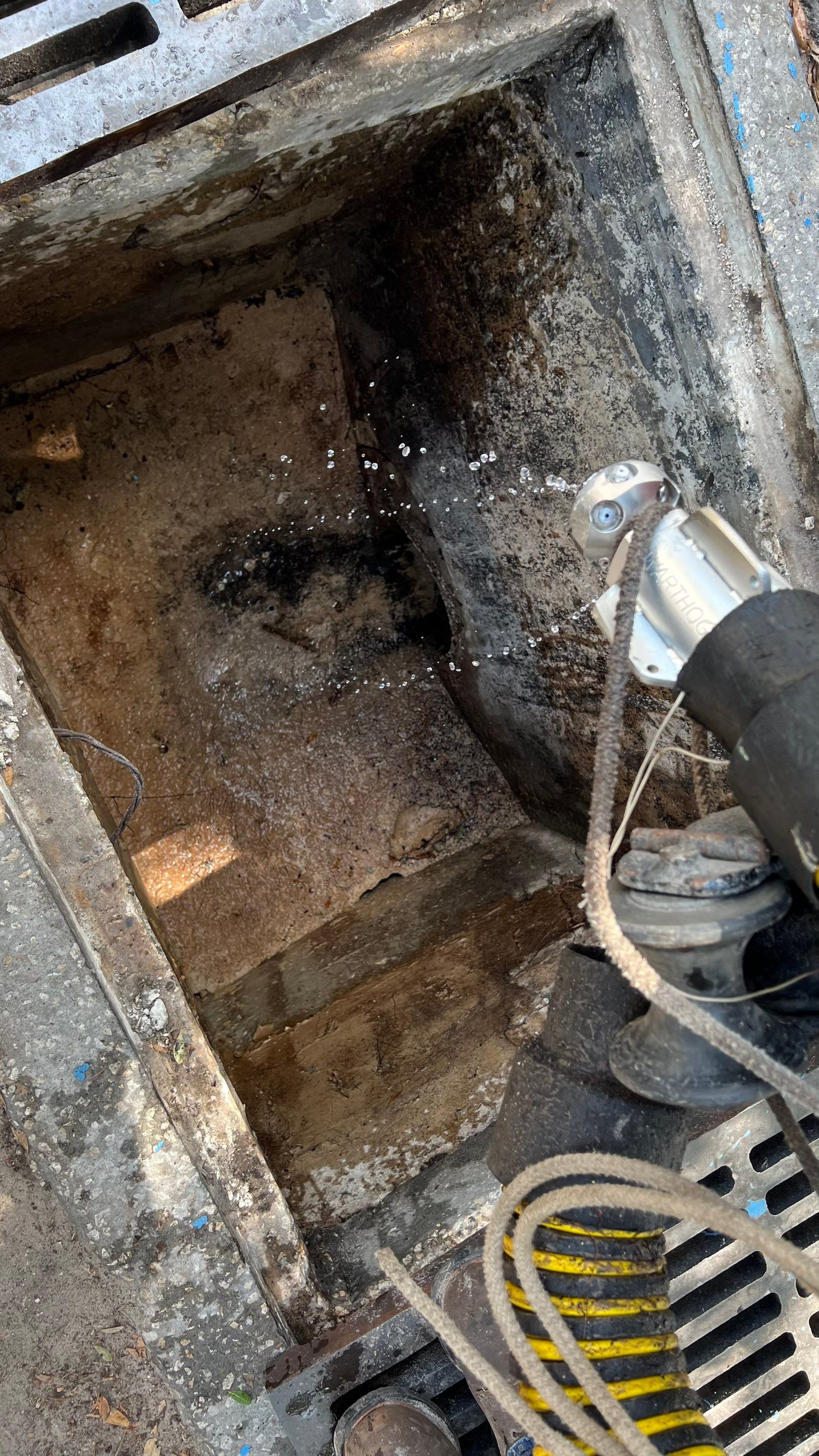Apartment Complex Storm Water System Cleaning and Maintenance by APS Power & Water