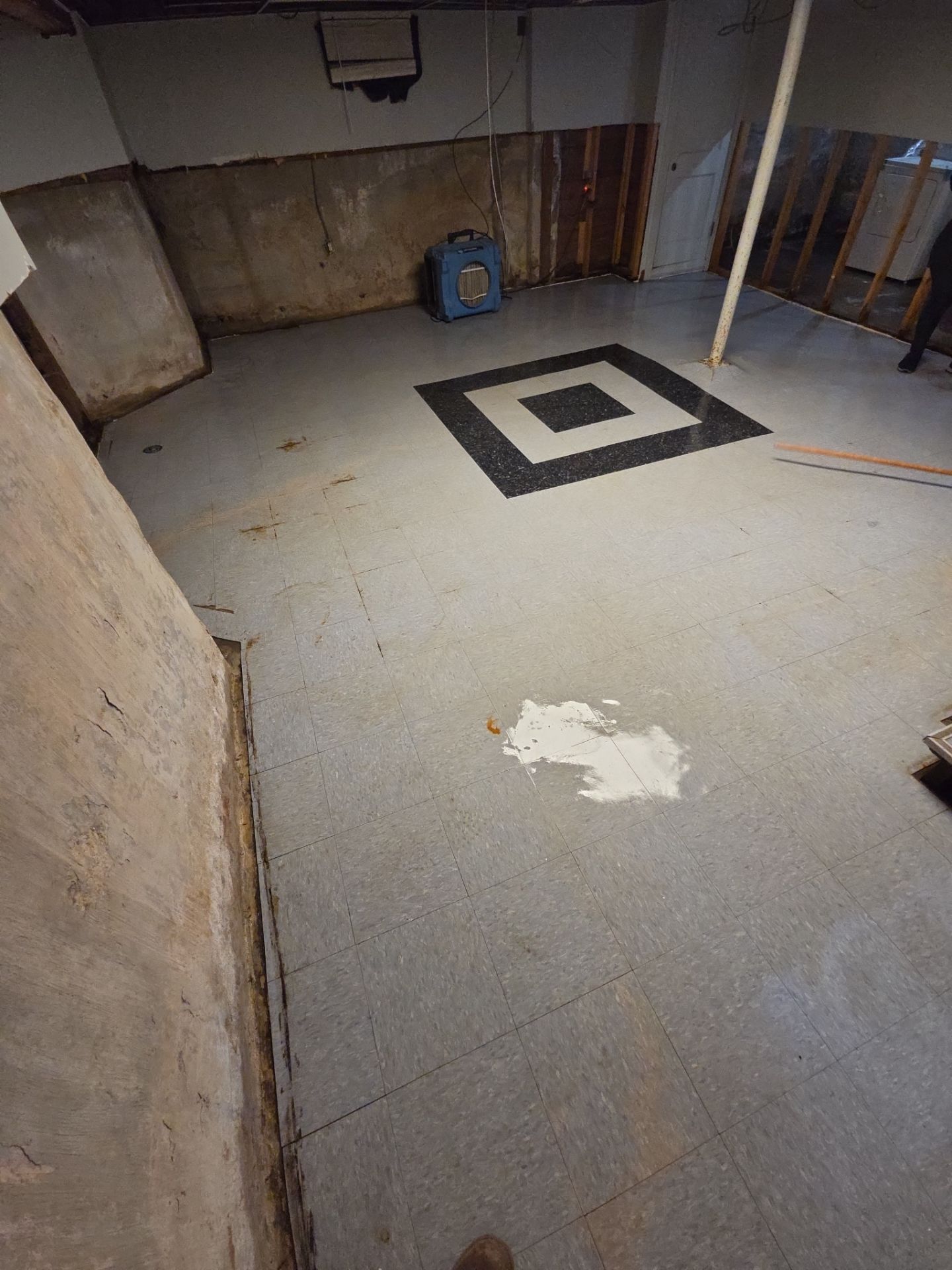 Sewage Drain Pipe Broke in the Kitchen Ceiling by Chicagoland Water Medics