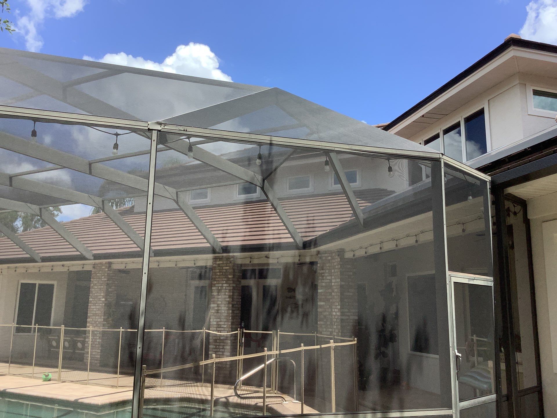 Seamless Gutters for Modern Homes in Sarasota FL by Gutter Professors