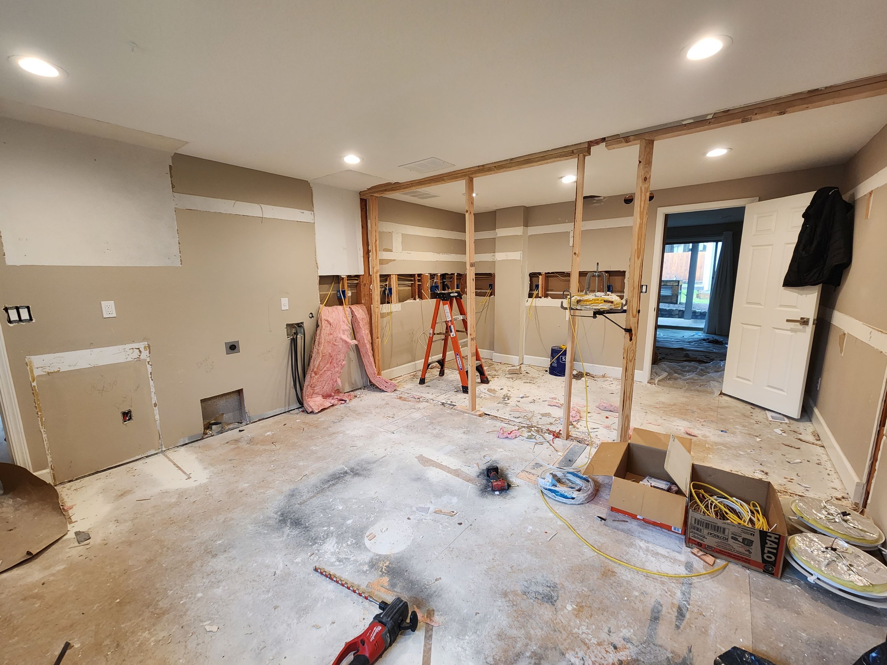 Large remodel by Hawthorne General Construction