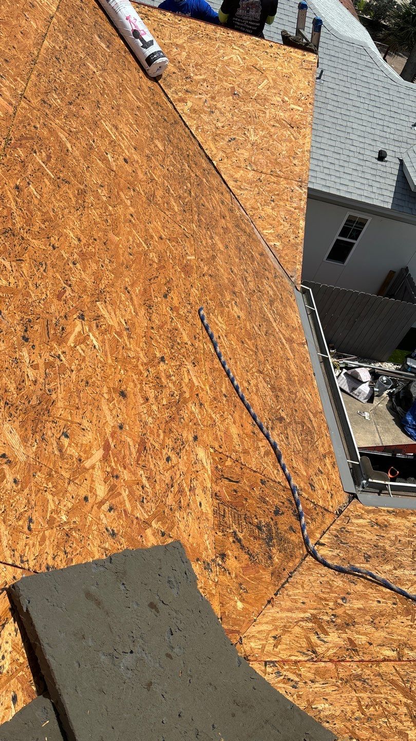 Residential Roofing Installation using Owen's Corning Duration (Lifetime) Shingles by Roof Repair Company